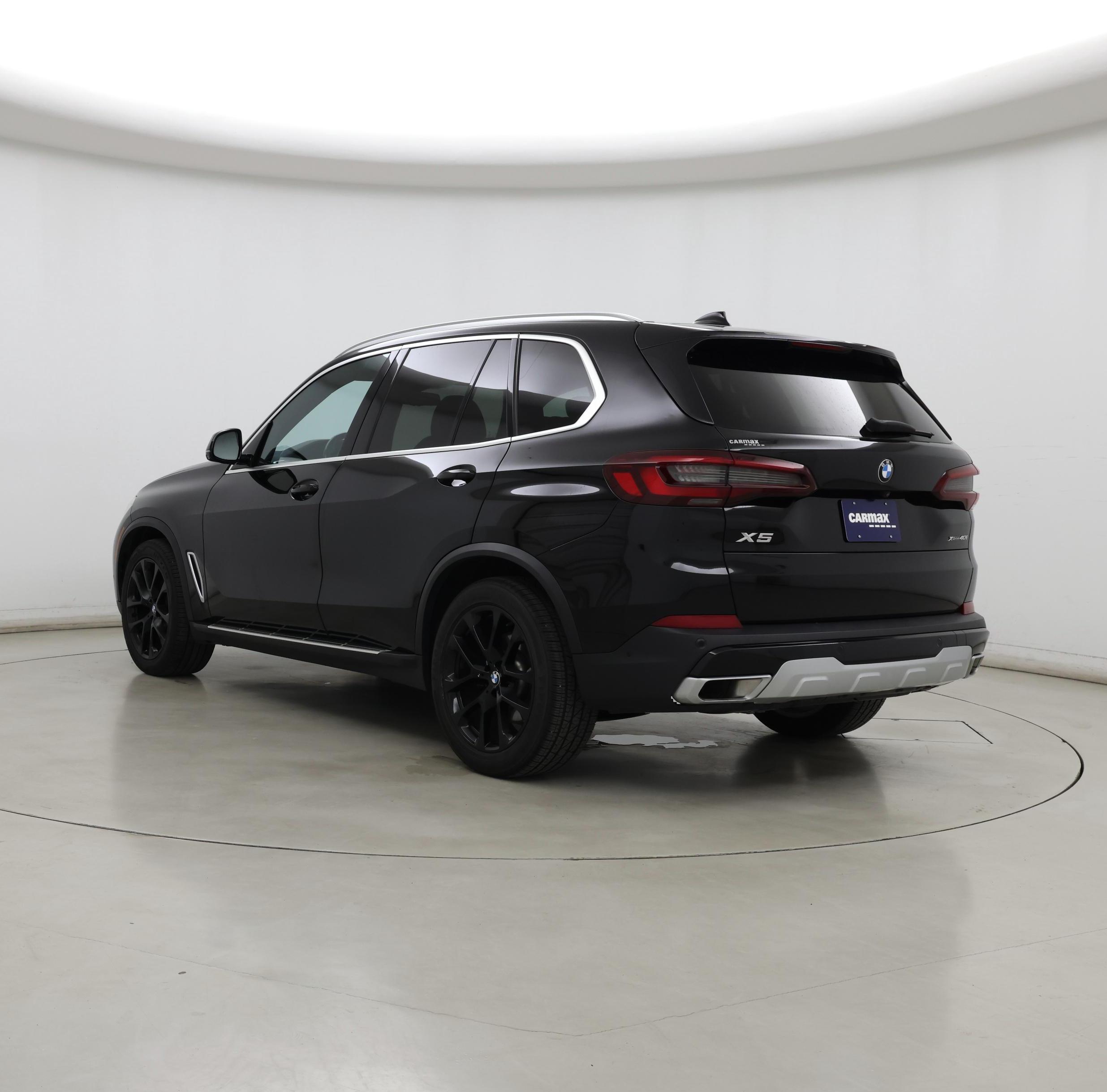 Thumbnail: 2023 BMW X5 - 2