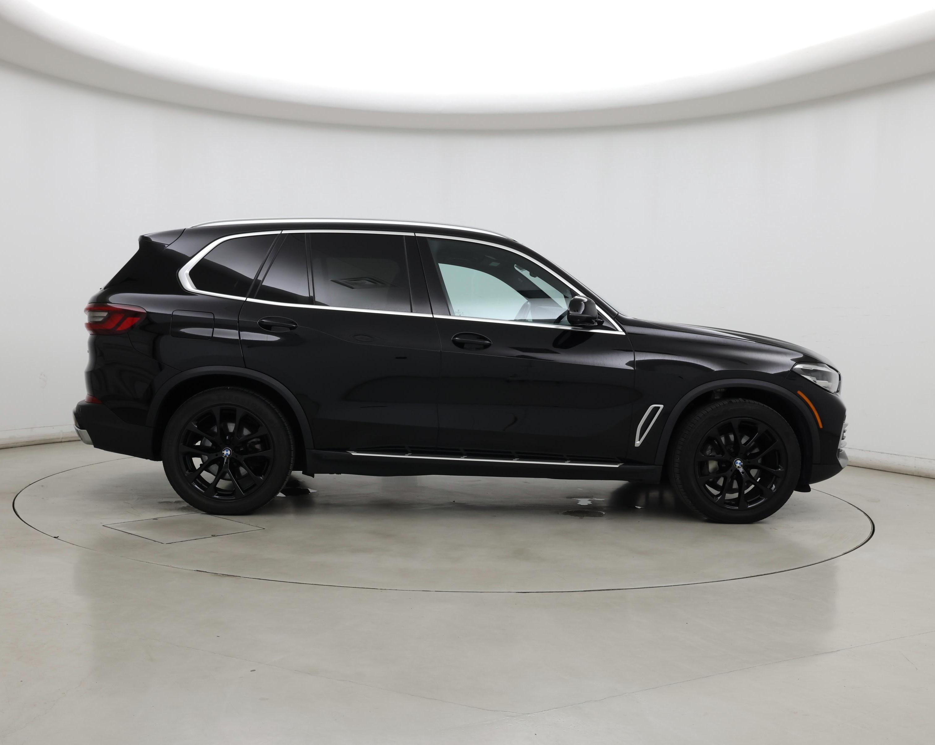 Thumbnail: 2023 BMW X5 - 7