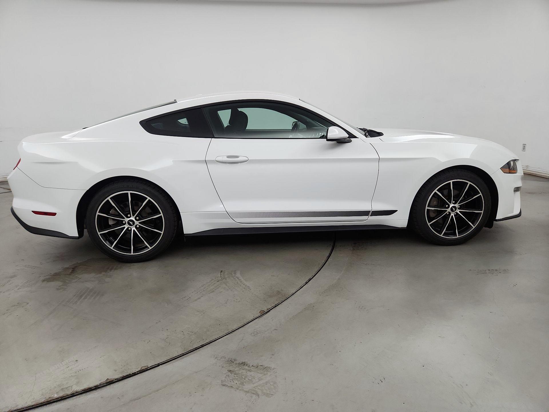 Thumbnail: 2020 Ford Mustang - 4