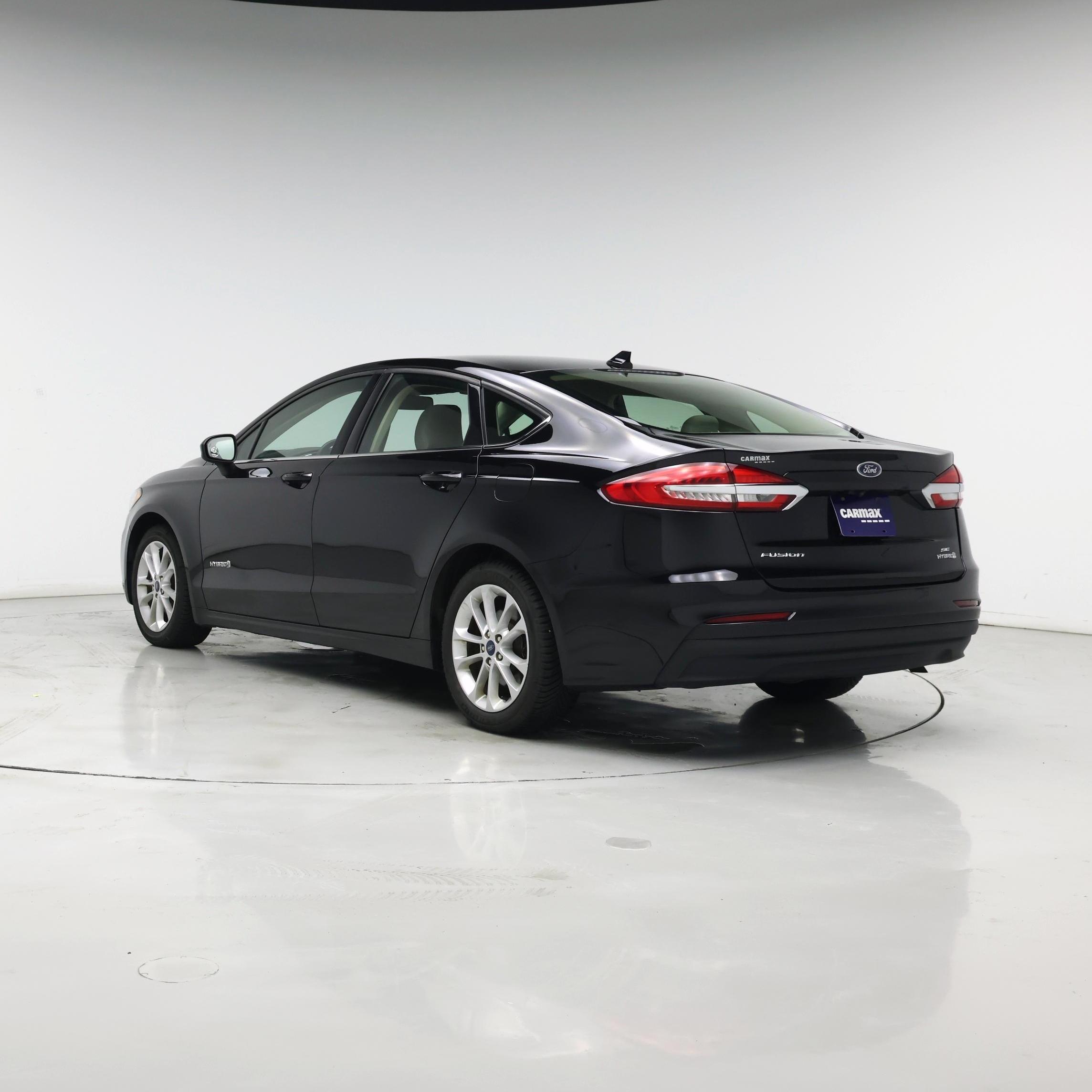 Thumbnail: 2019 Ford Fusion - 2
