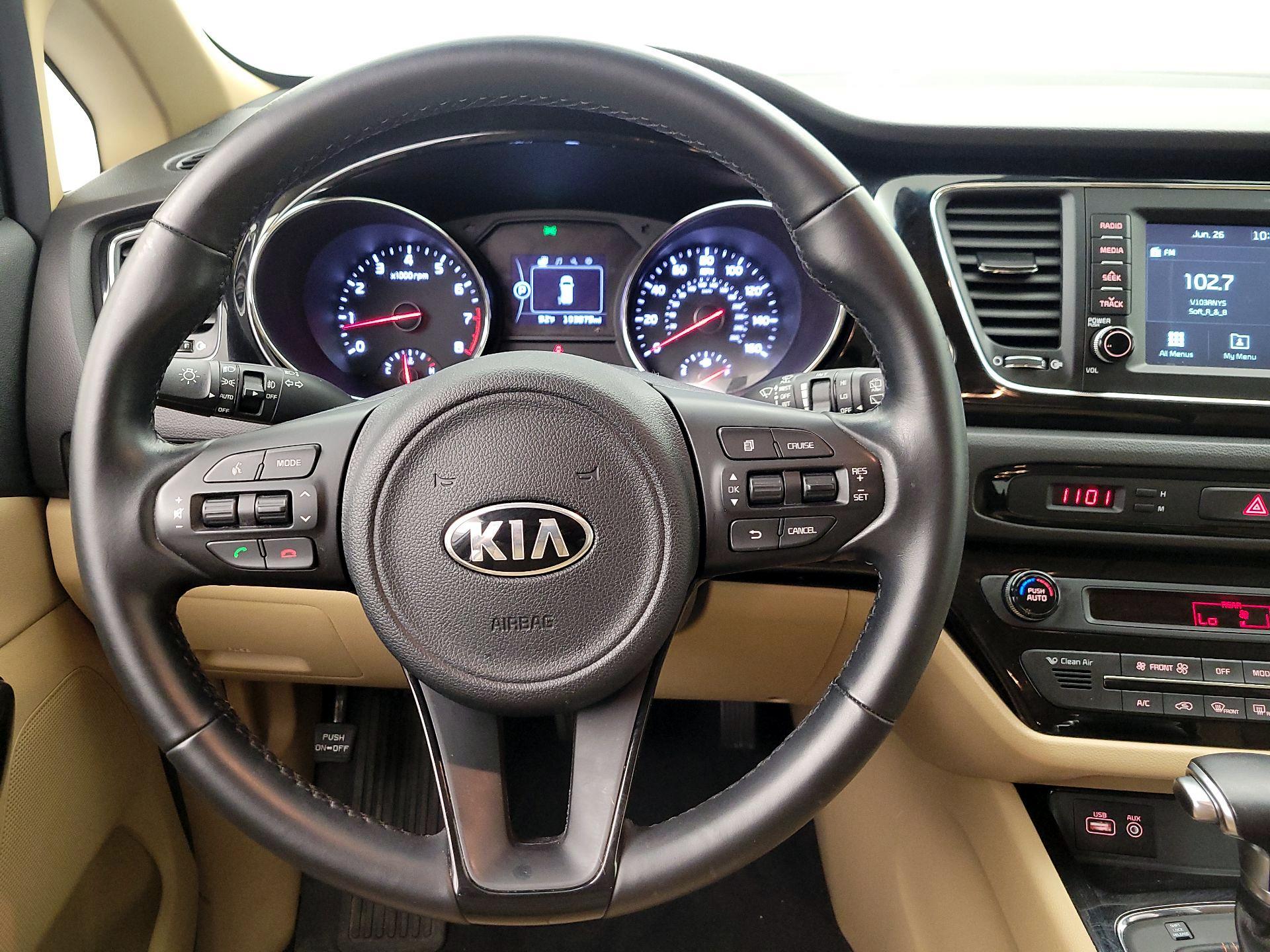 Thumbnail: 2018 Kia Sedona - 10