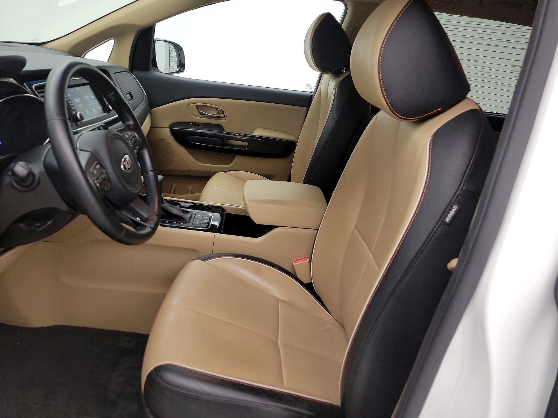 Thumbnail: 2018 Kia Sedona - 11