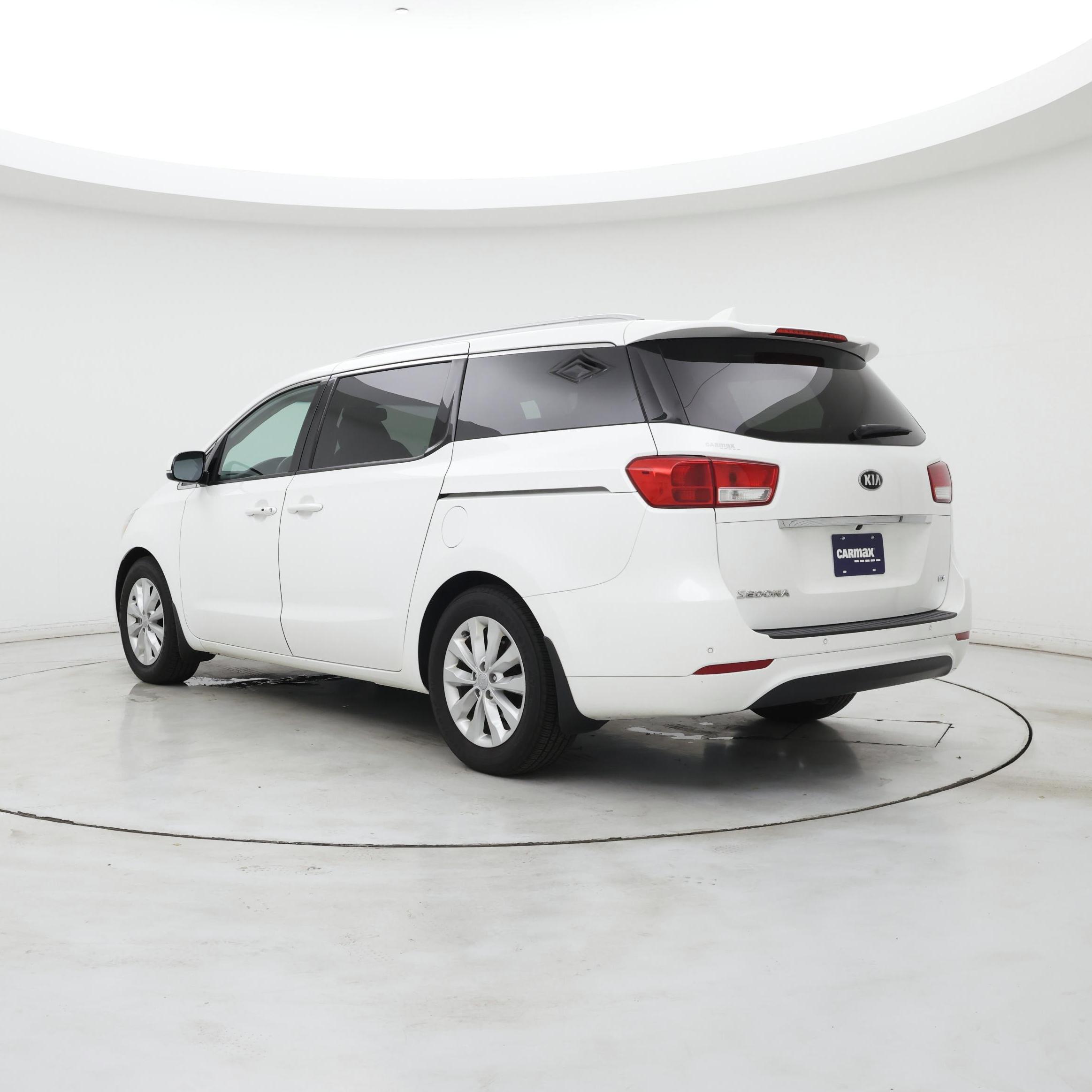 Thumbnail: 2018 Kia Sedona - 2