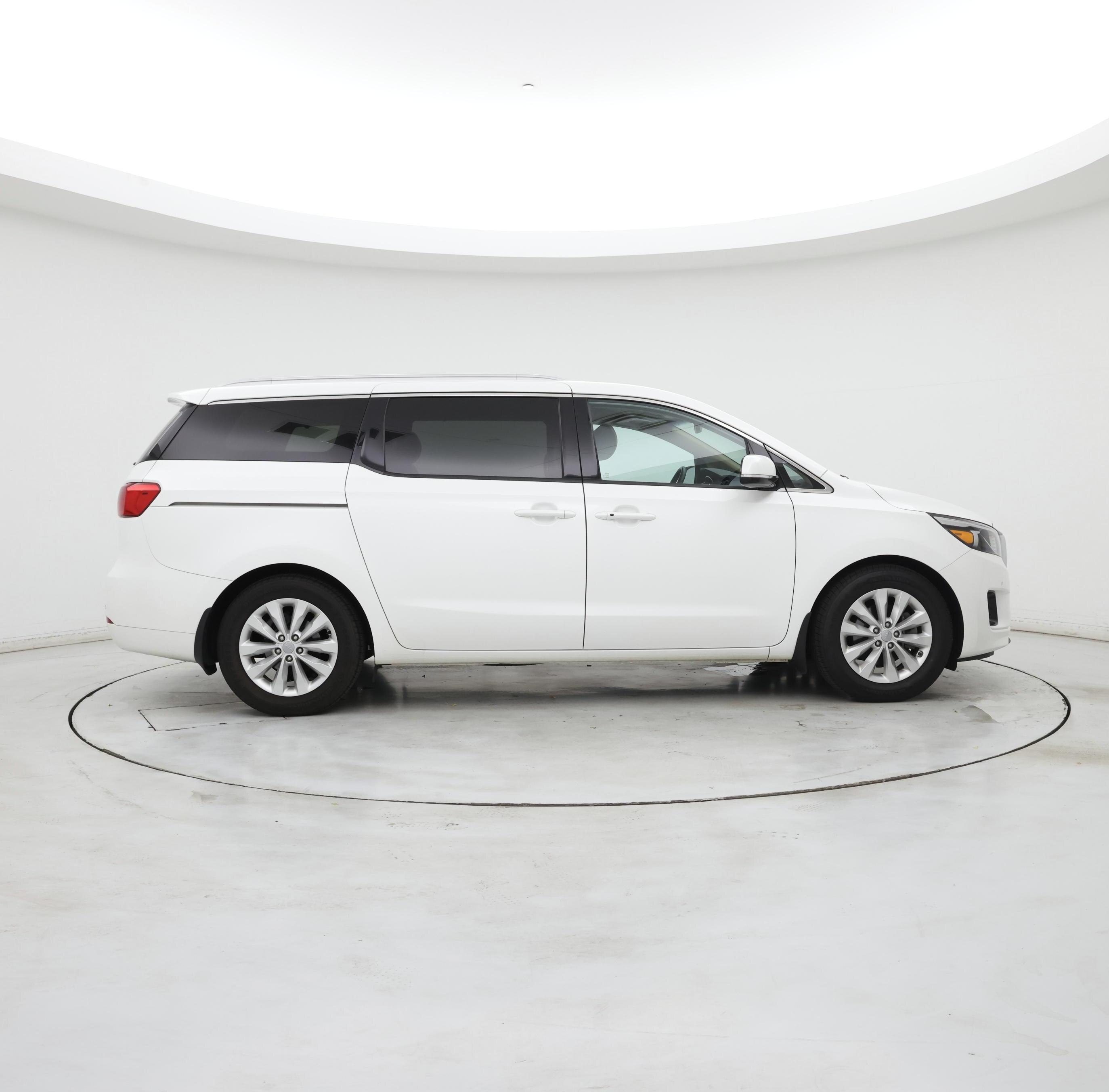 Thumbnail: 2018 Kia Sedona - 7