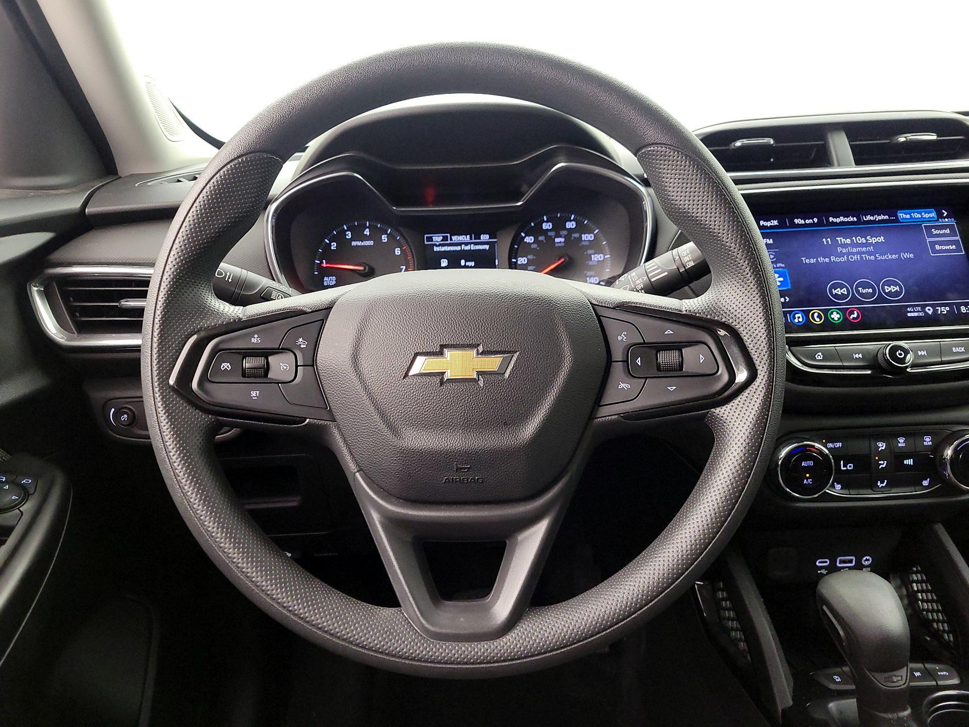 Thumbnail: 2022 Chevrolet TrailBlazer - 10