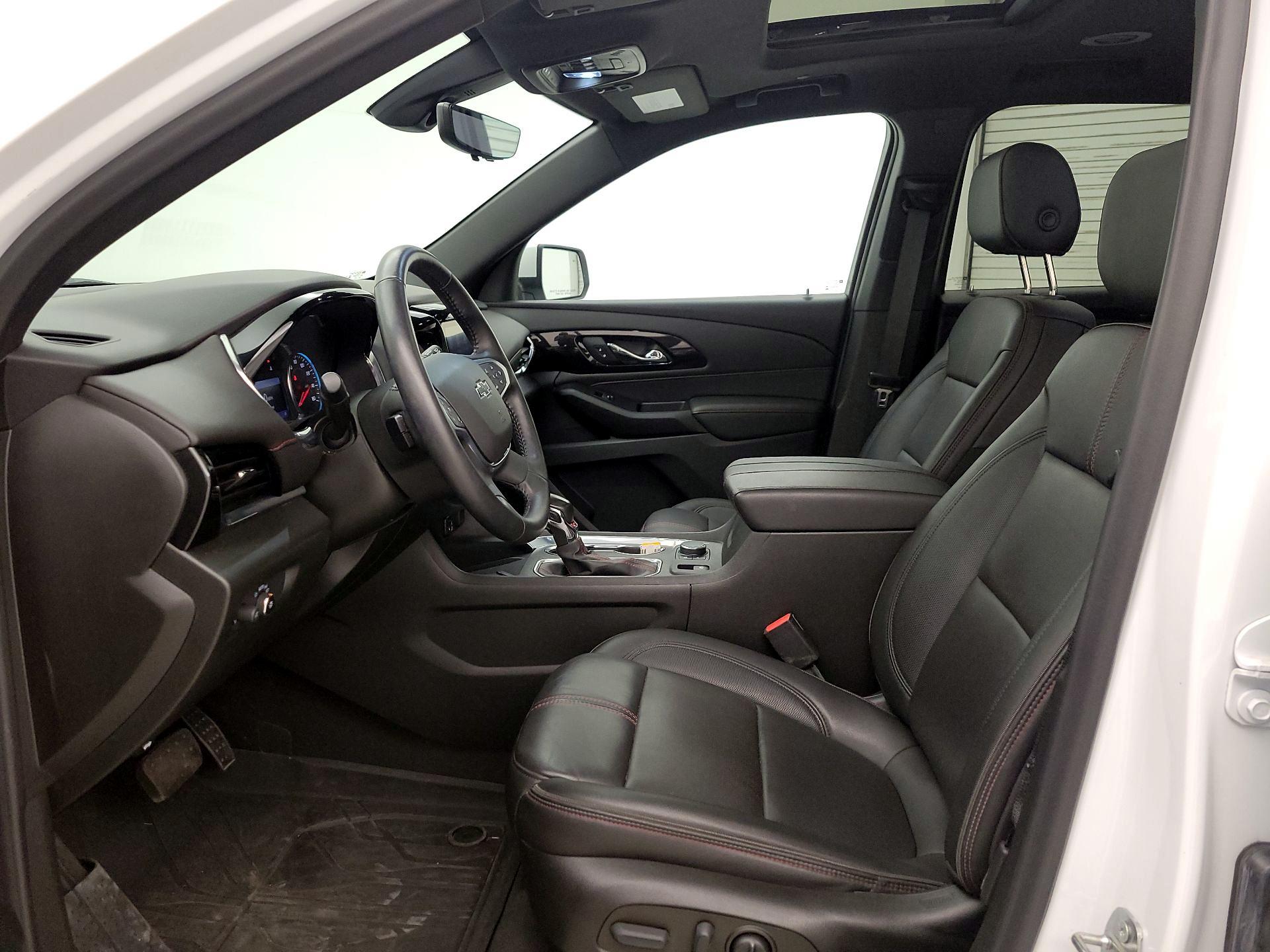 Thumbnail: 2022 Chevrolet Traverse - 11