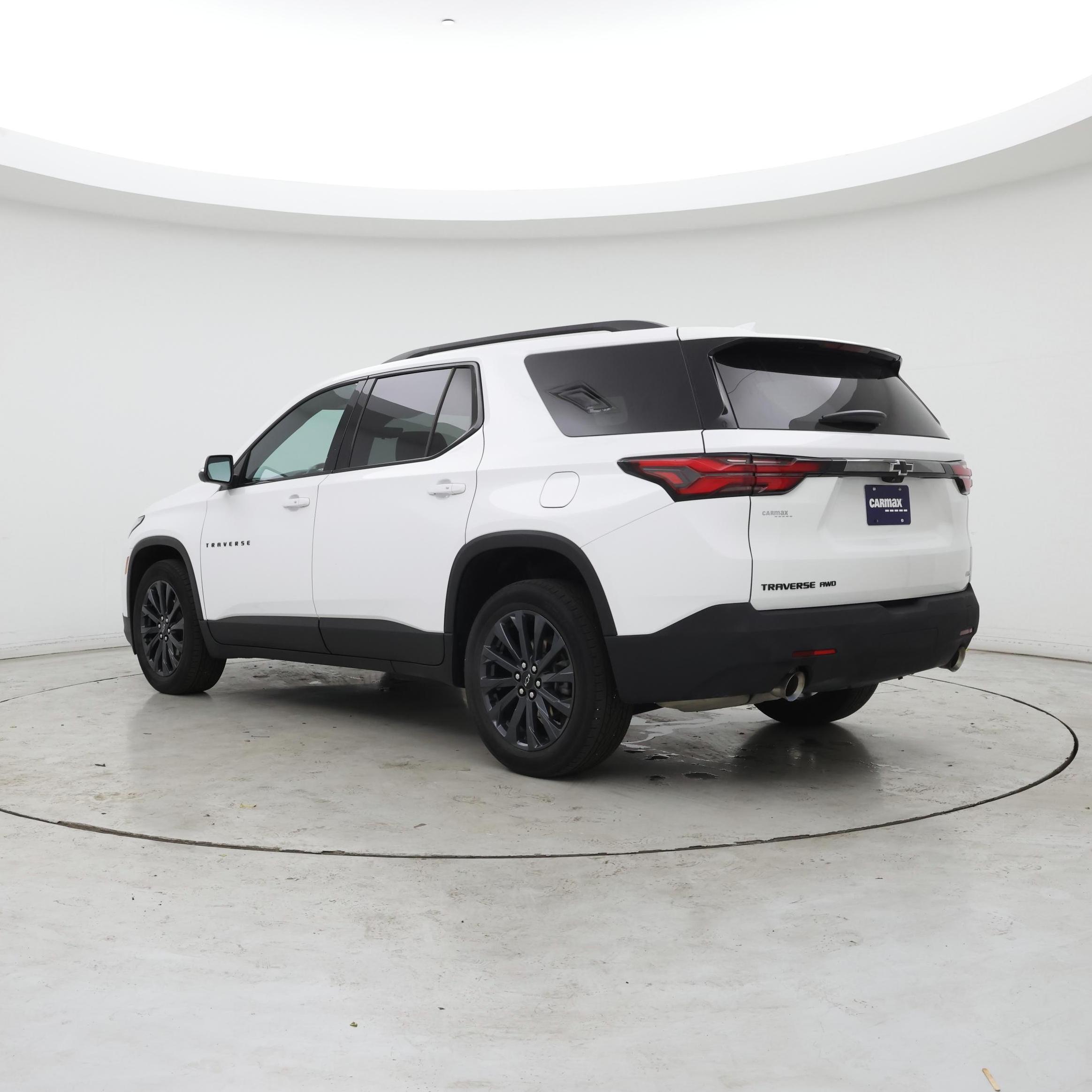 Thumbnail: 2022 Chevrolet Traverse - 2