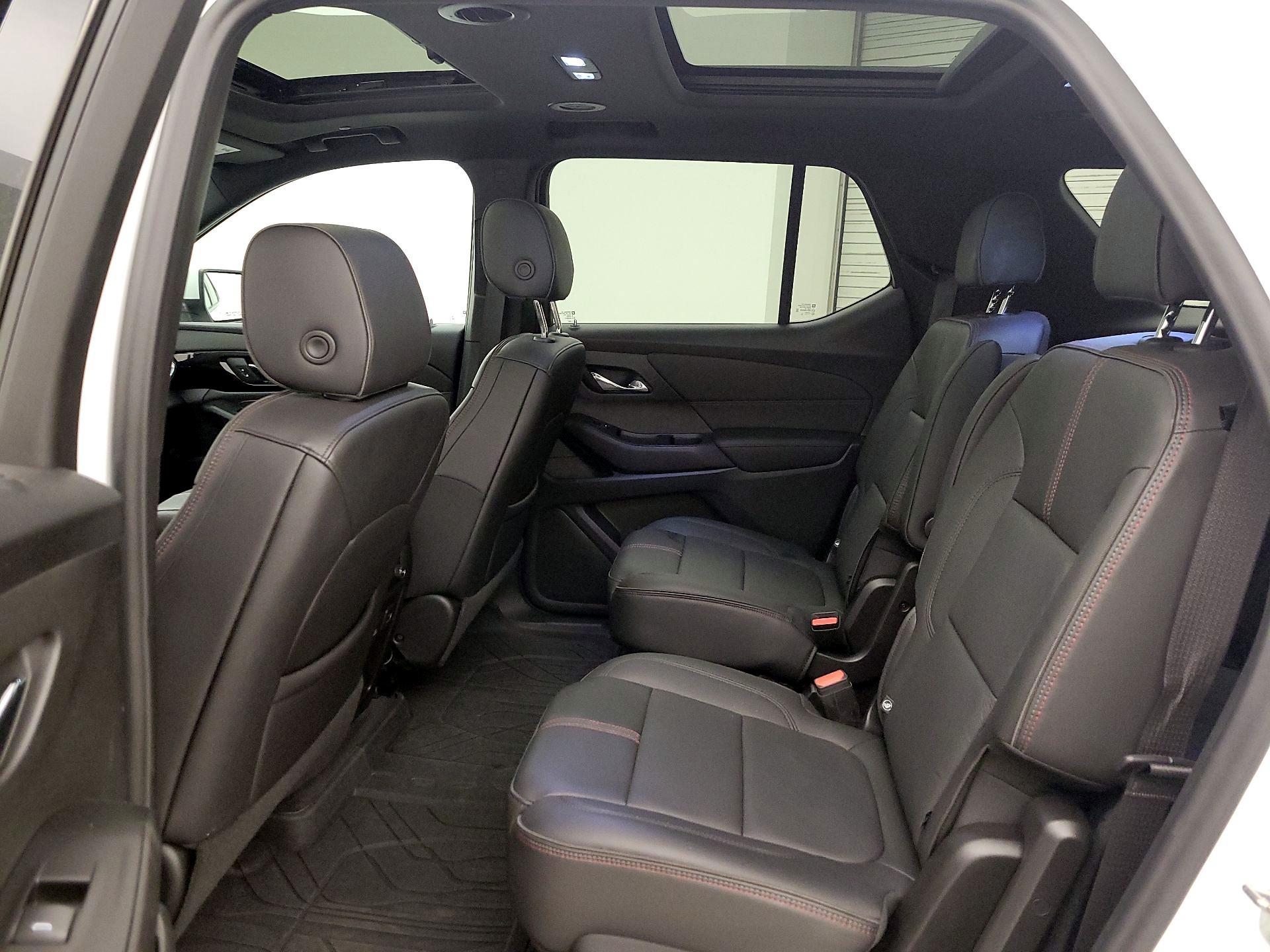 Thumbnail: 2022 Chevrolet Traverse - 20