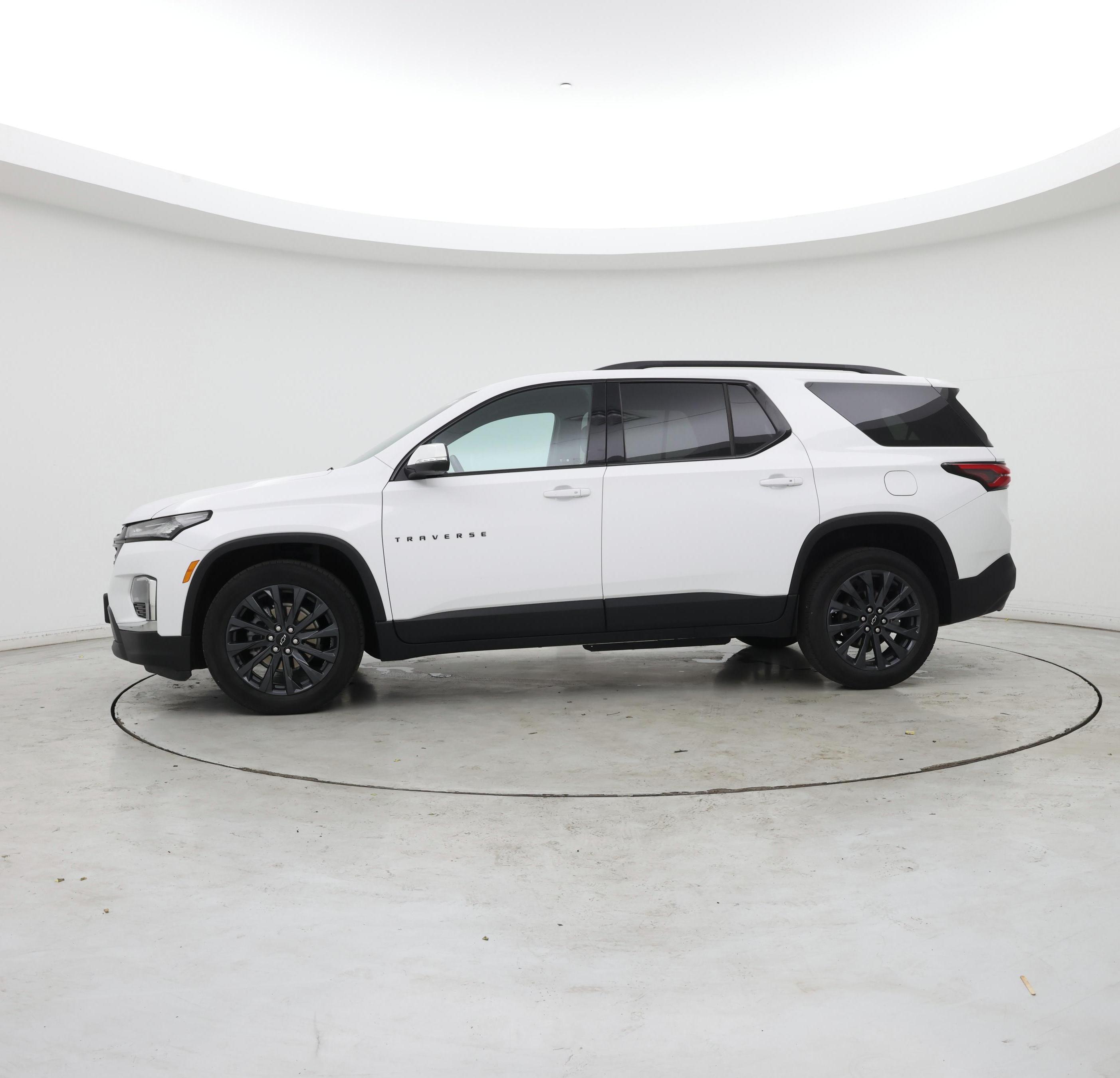 Thumbnail: 2022 Chevrolet Traverse - 3