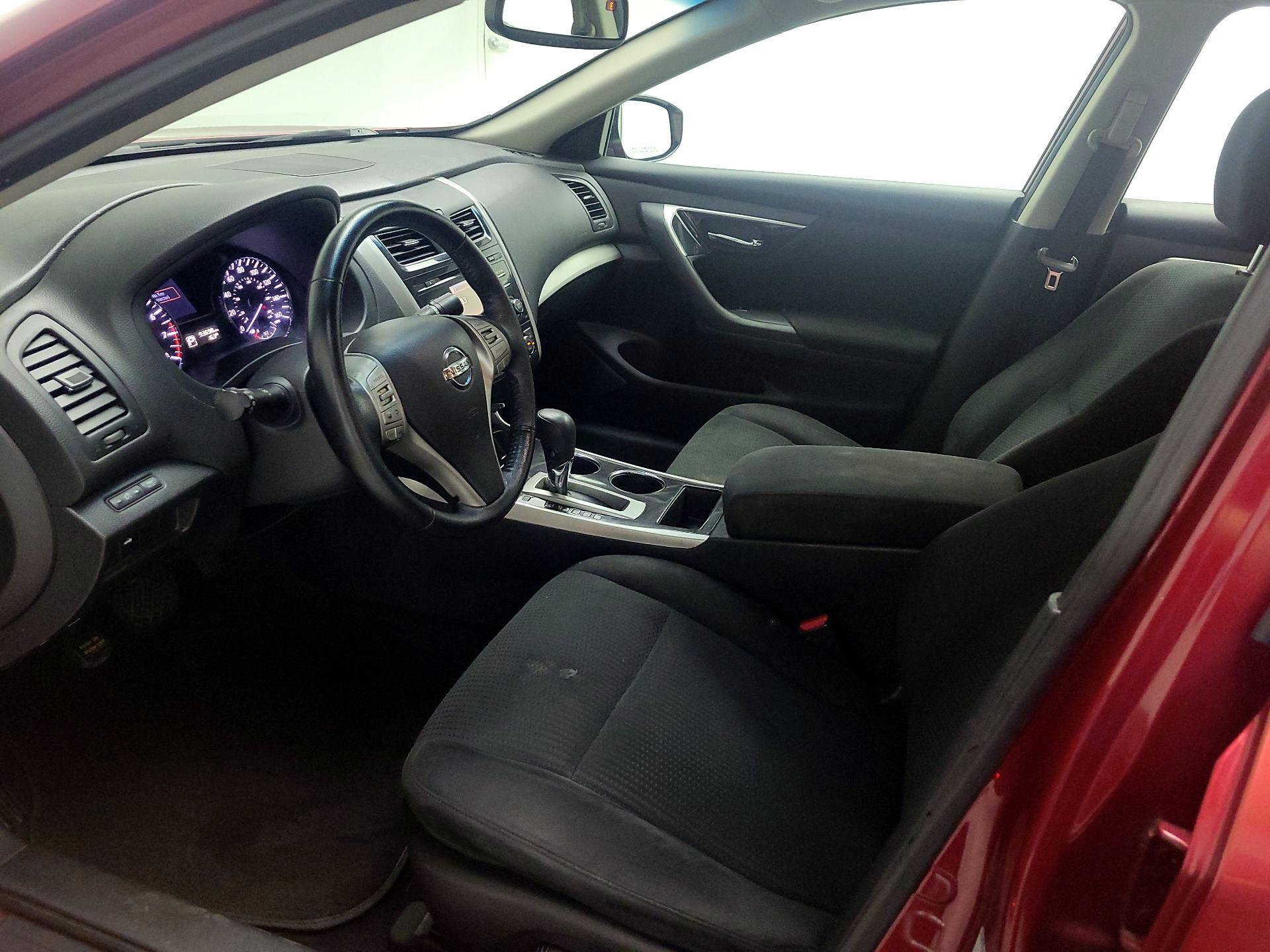 Thumbnail: 2014 Nissan Altima - 11