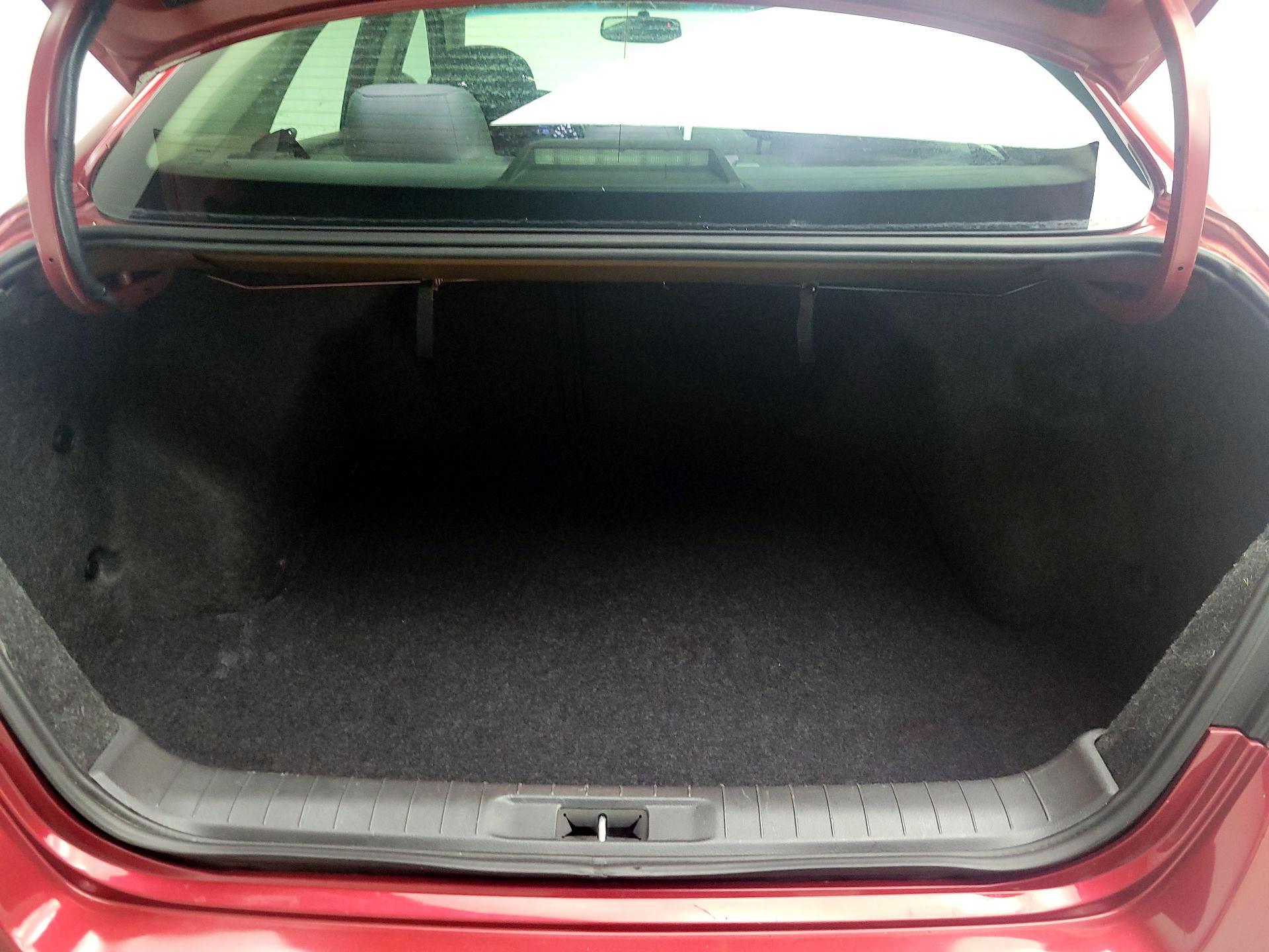 Thumbnail: 2014 Nissan Altima - 18