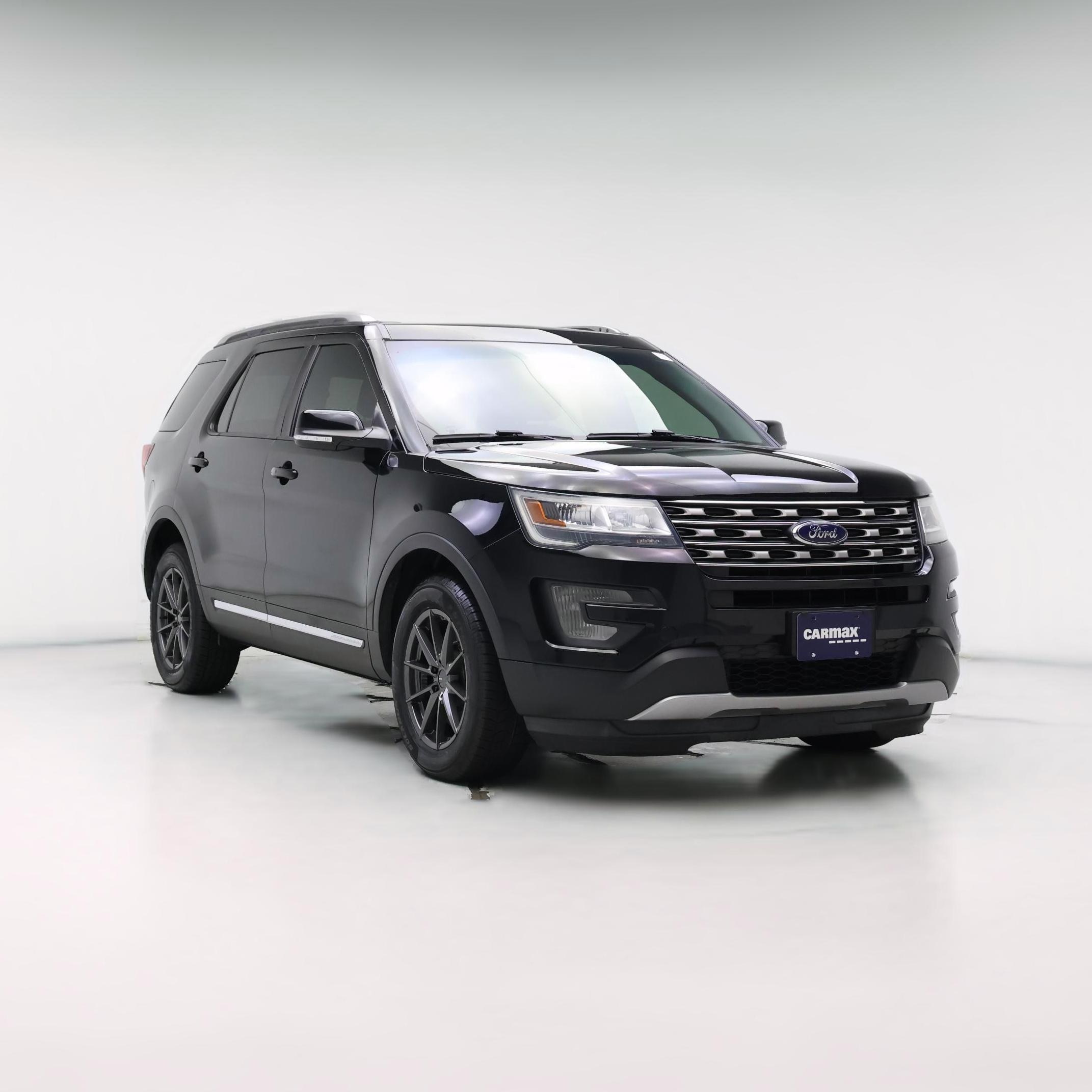 Thumbnail: 2016 Ford Explorer - 1