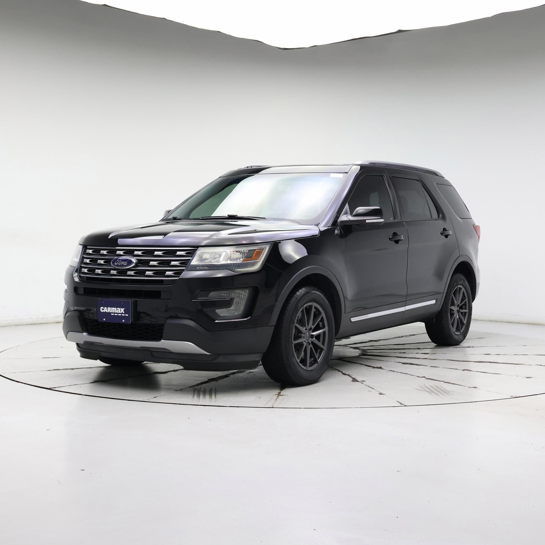 Thumbnail: 2016 Ford Explorer - 4