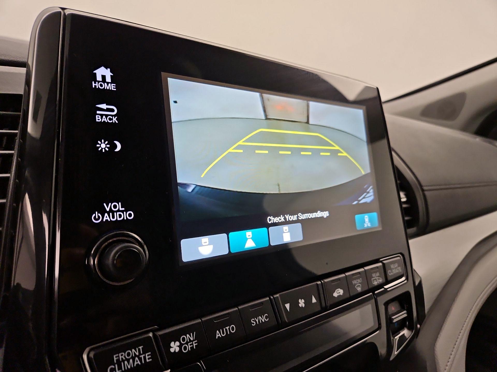 Thumbnail: 2019 Honda Odyssey - 14