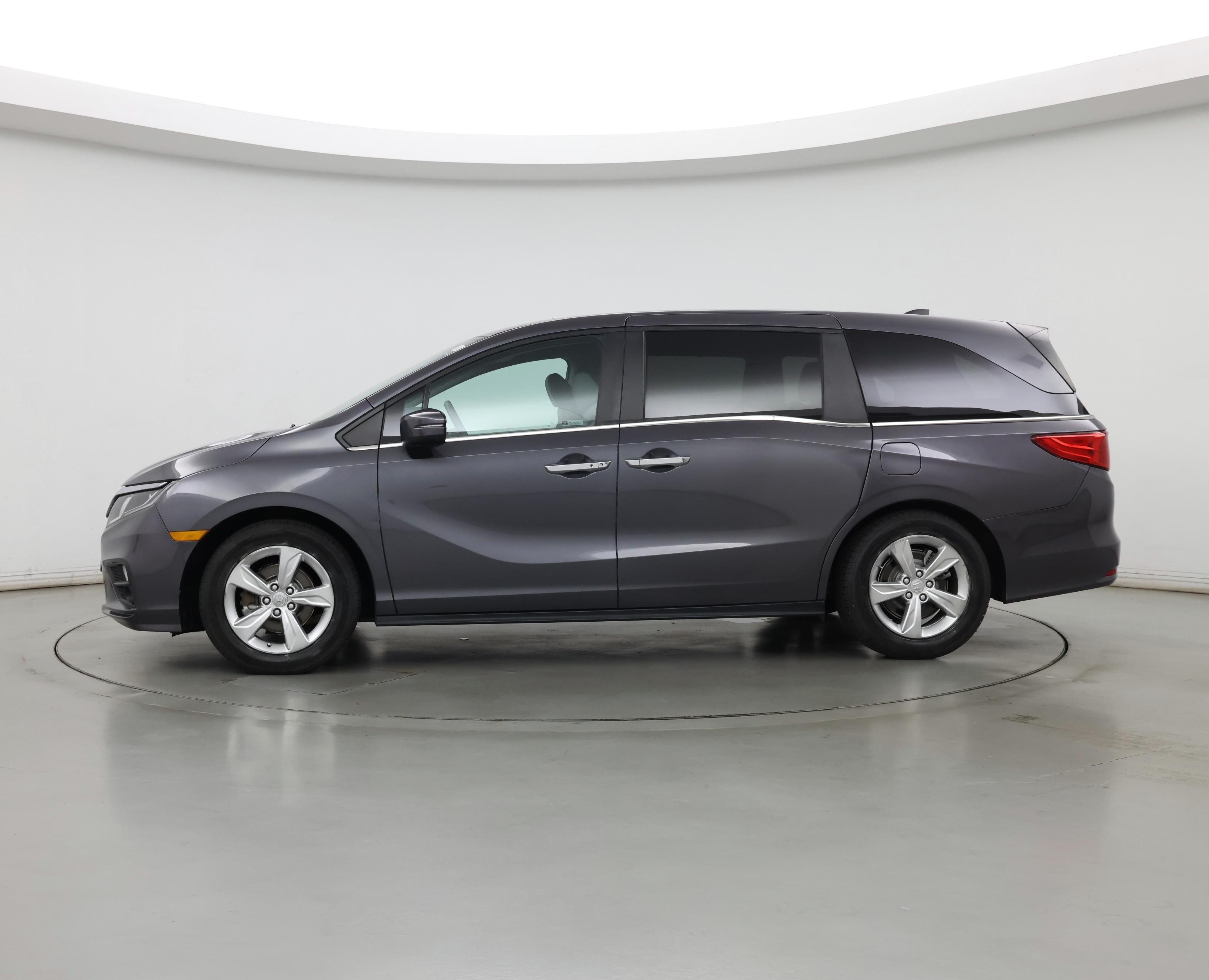 Thumbnail: 2019 Honda Odyssey - 3