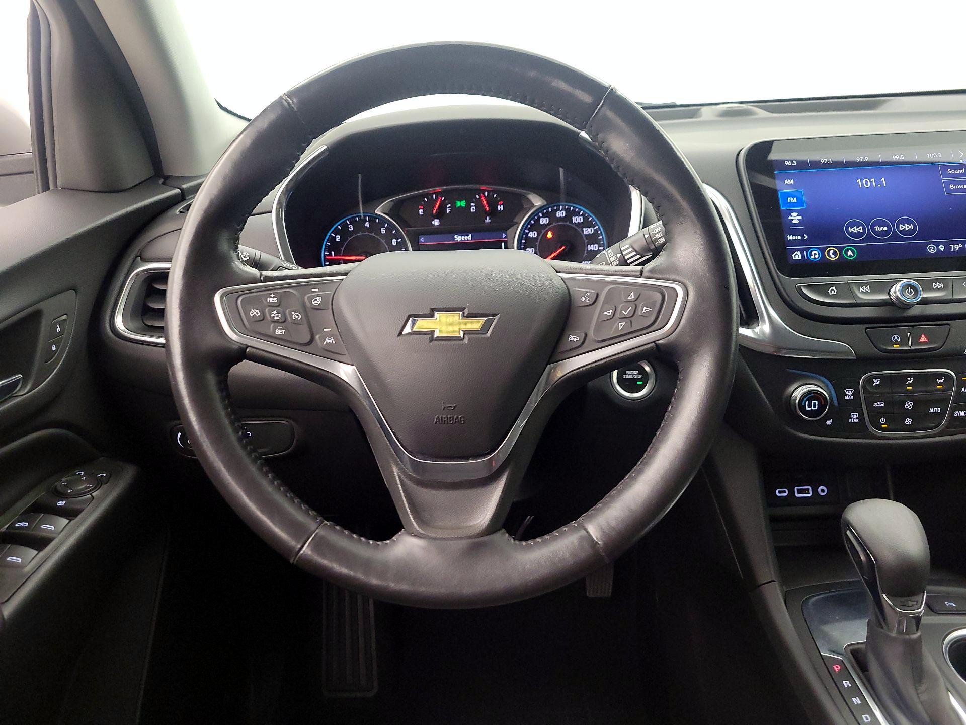 Thumbnail: 2022 Chevrolet Equinox - 10