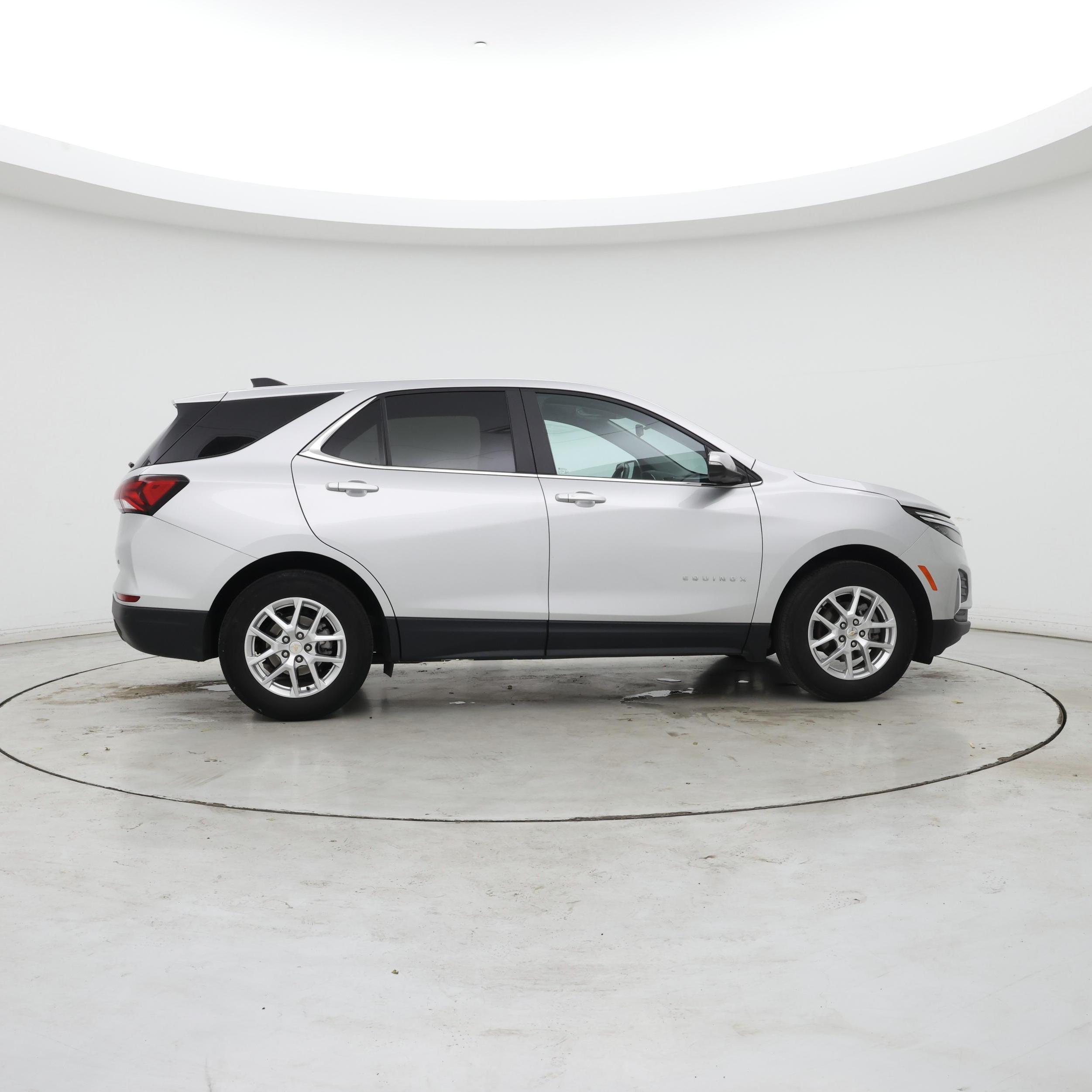 Thumbnail: 2022 Chevrolet Equinox - 7