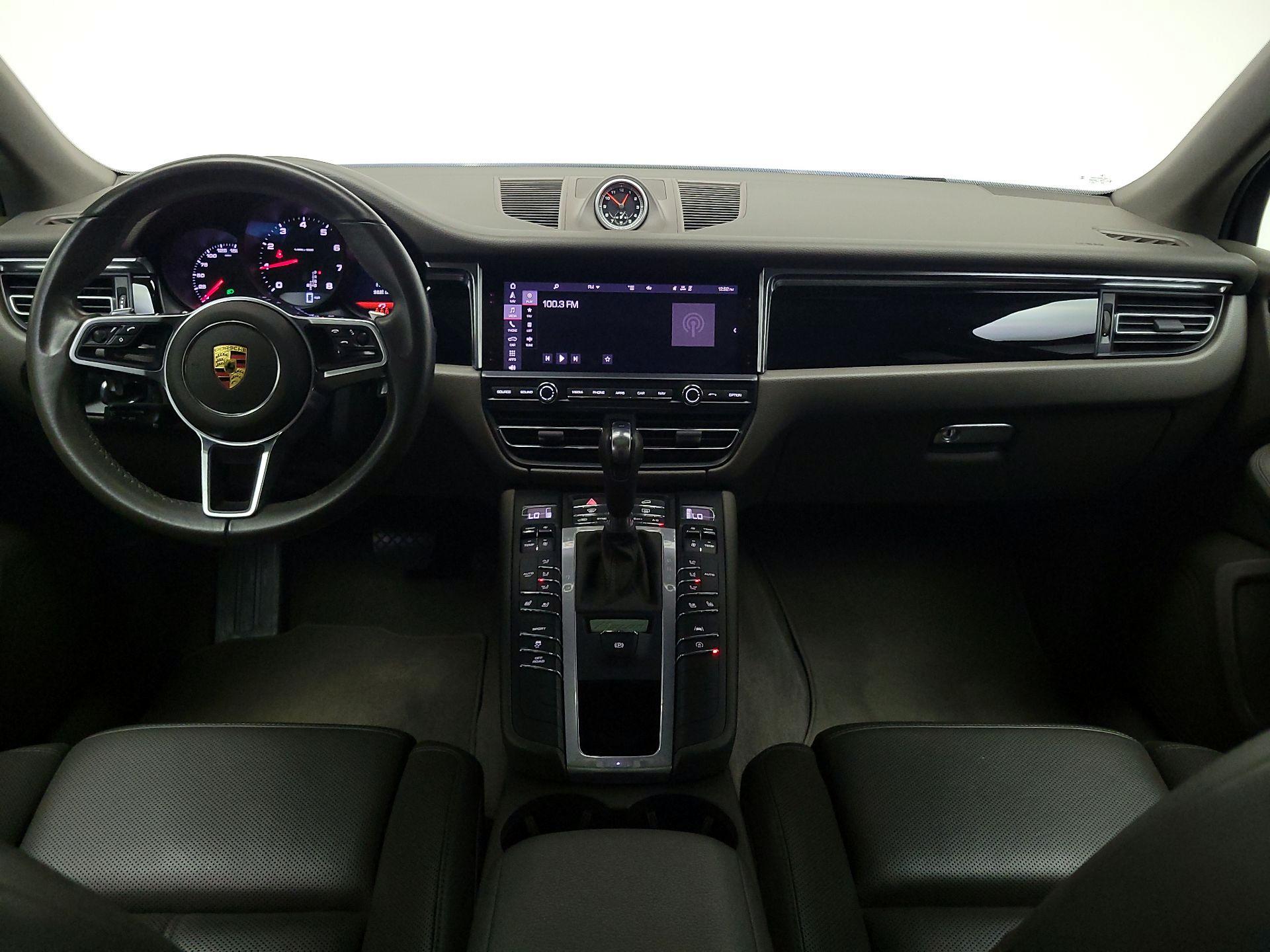 Thumbnail: 2021 Porsche Macan - 9