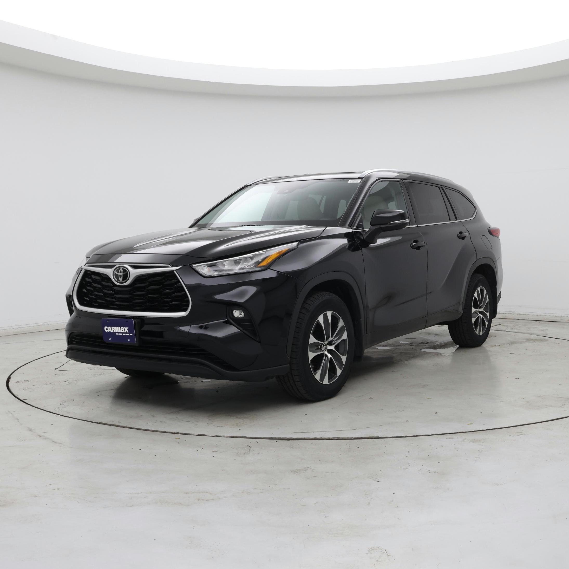 Thumbnail: 2020 Toyota Highlander - 4