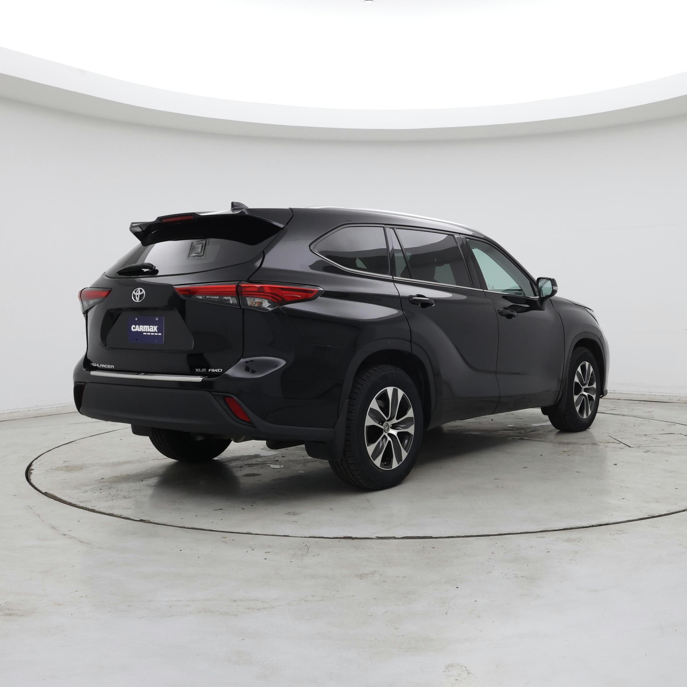 Thumbnail: 2020 Toyota Highlander - 8