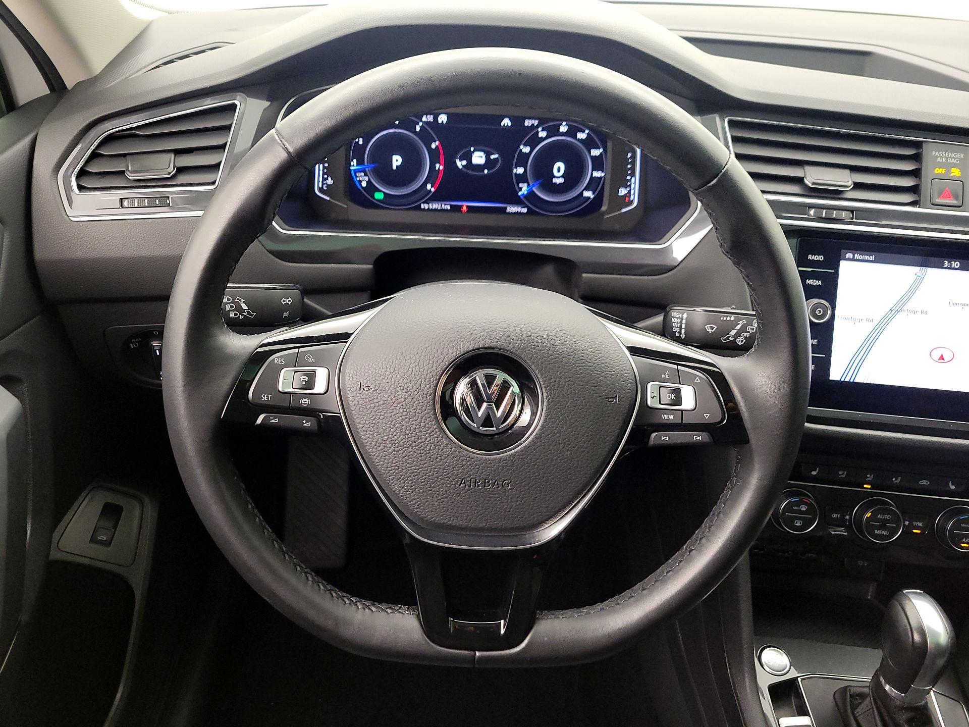 Thumbnail: 2019 Volkswagen Tiguan - 10