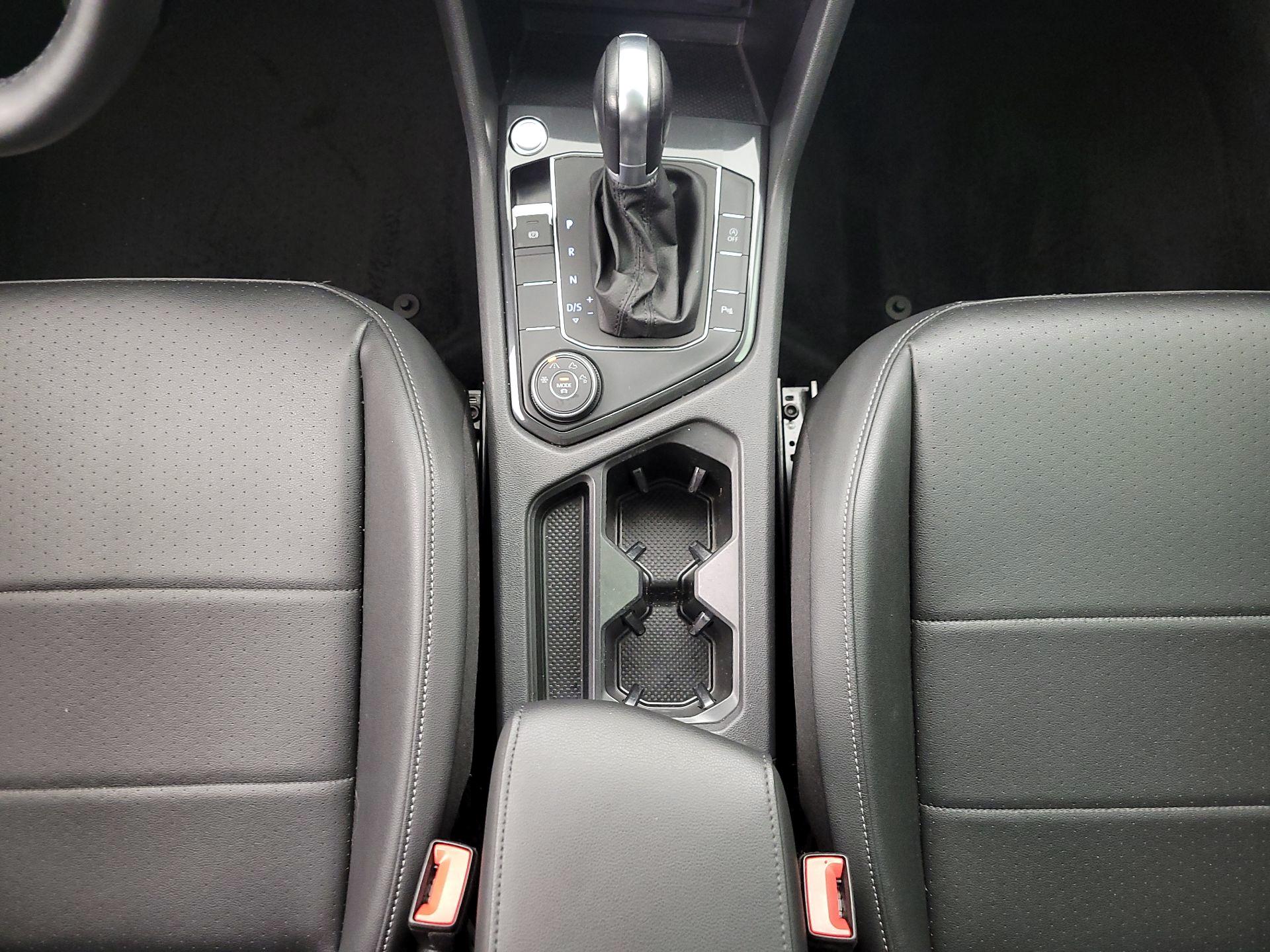 Thumbnail: 2019 Volkswagen Tiguan - 18
