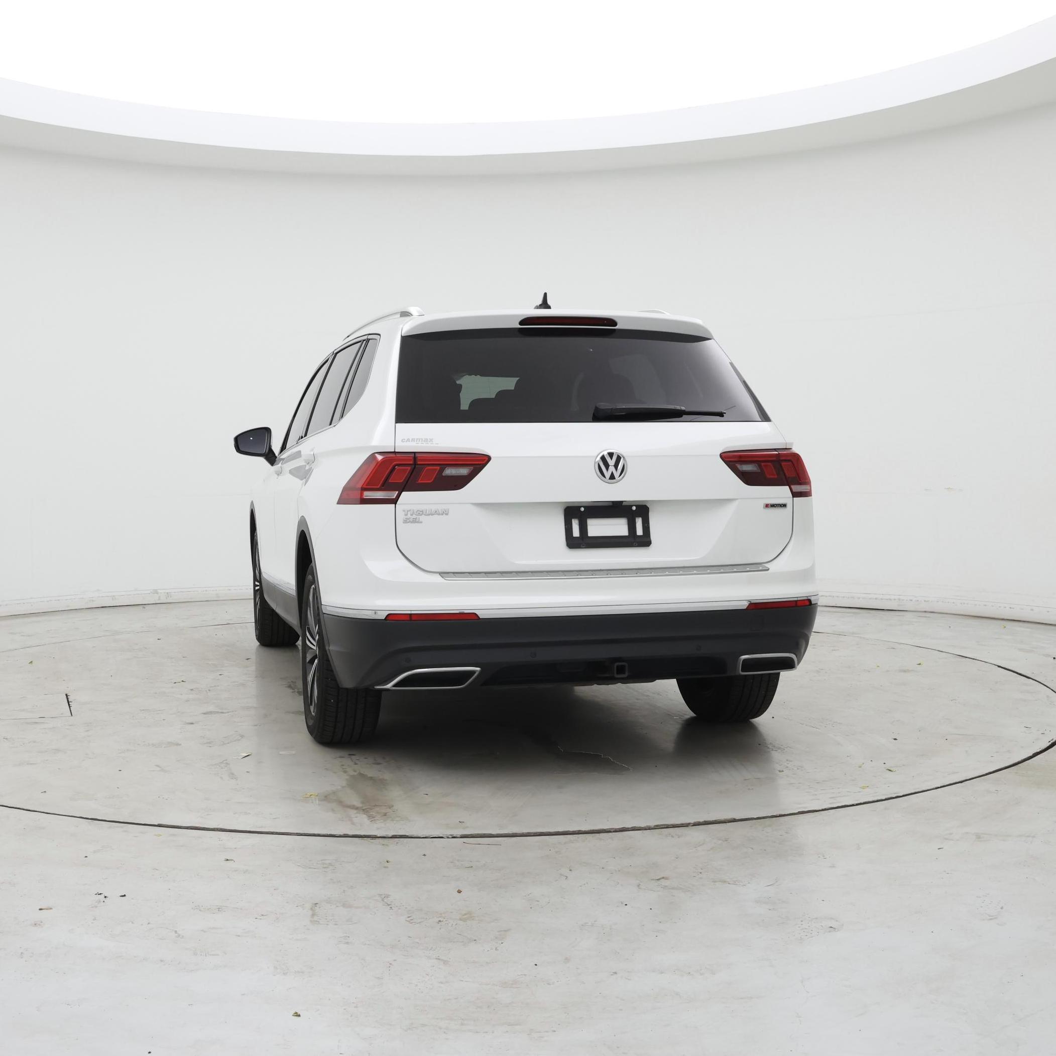 Thumbnail: 2019 Volkswagen Tiguan - 6