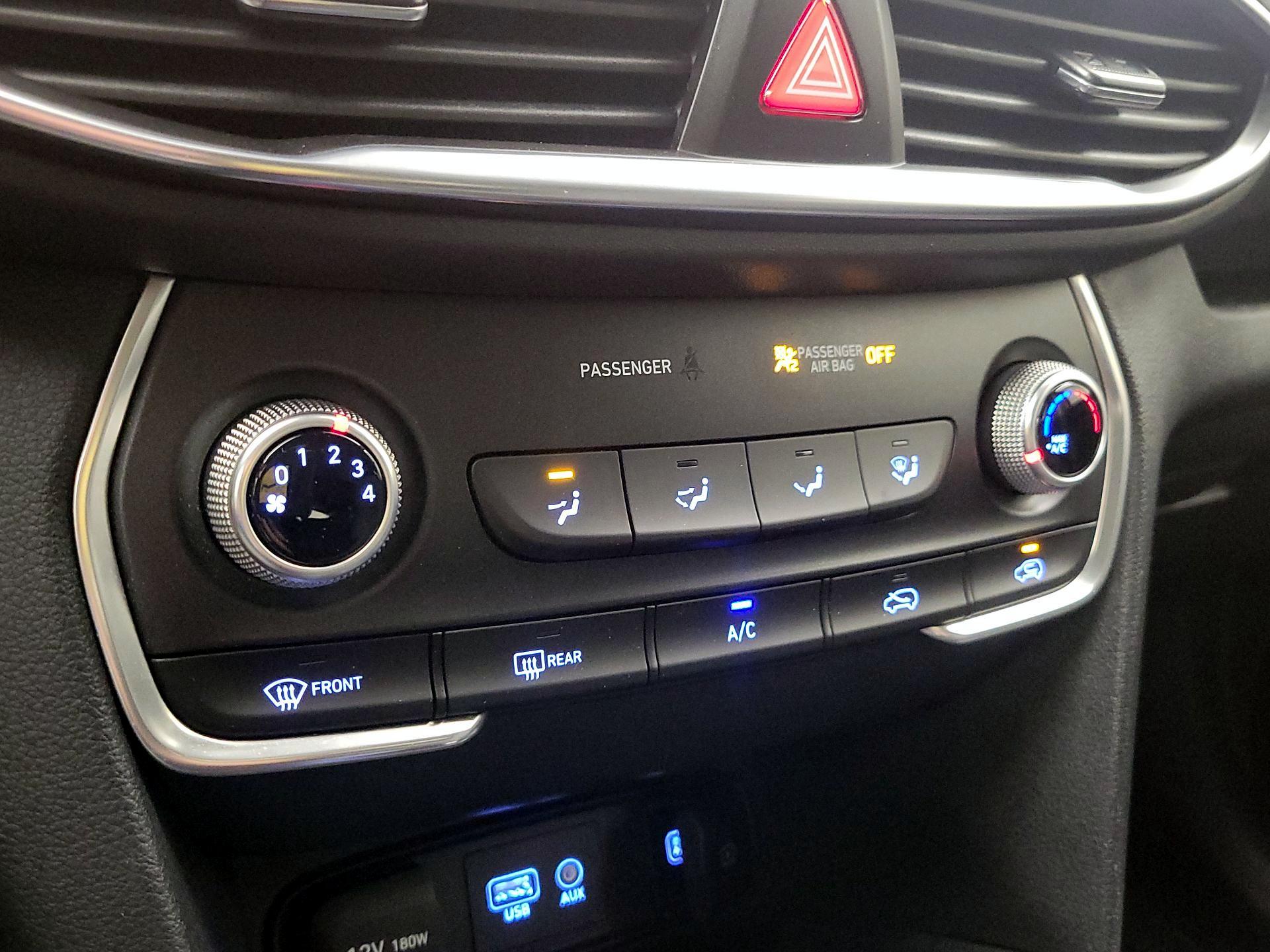 Thumbnail: 2020 Hyundai Santa Fe - 16