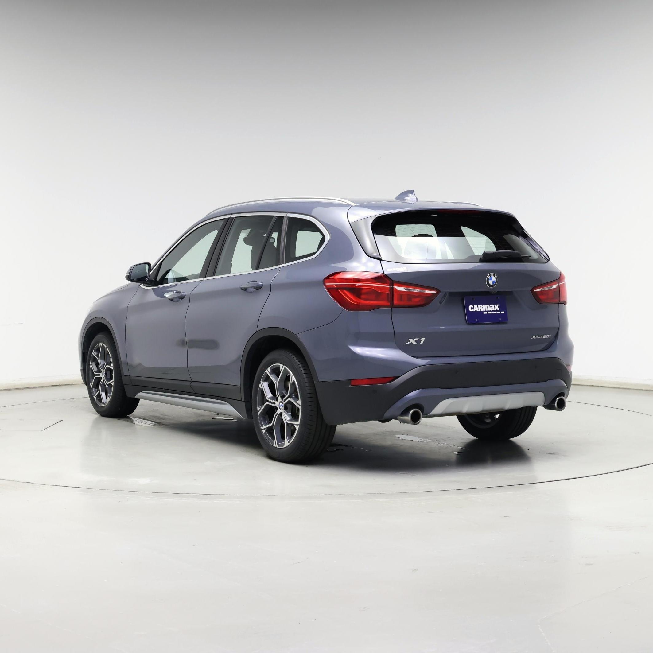 Thumbnail: 2021 BMW X1 - 2