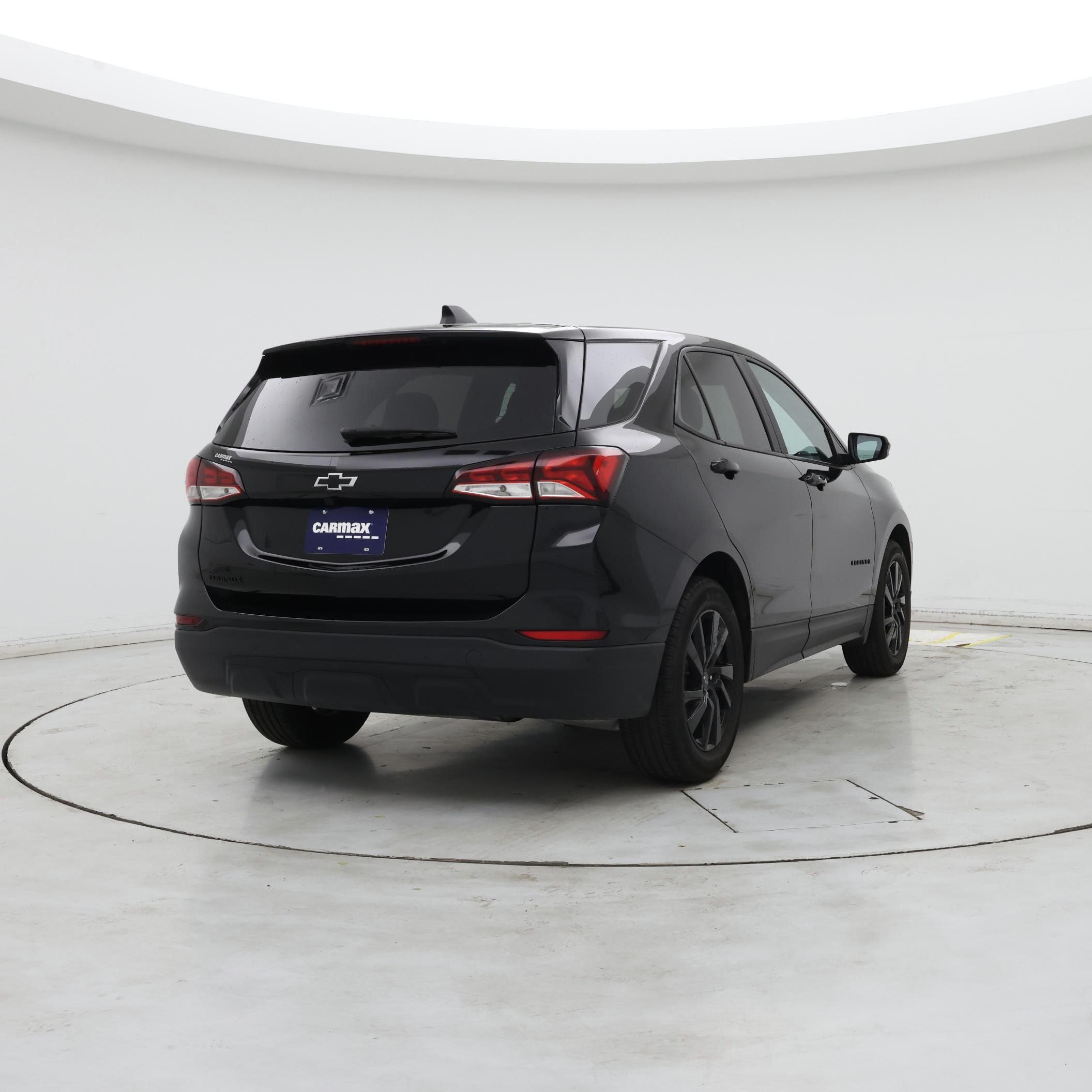 Thumbnail: 2023 Chevrolet Equinox - 8