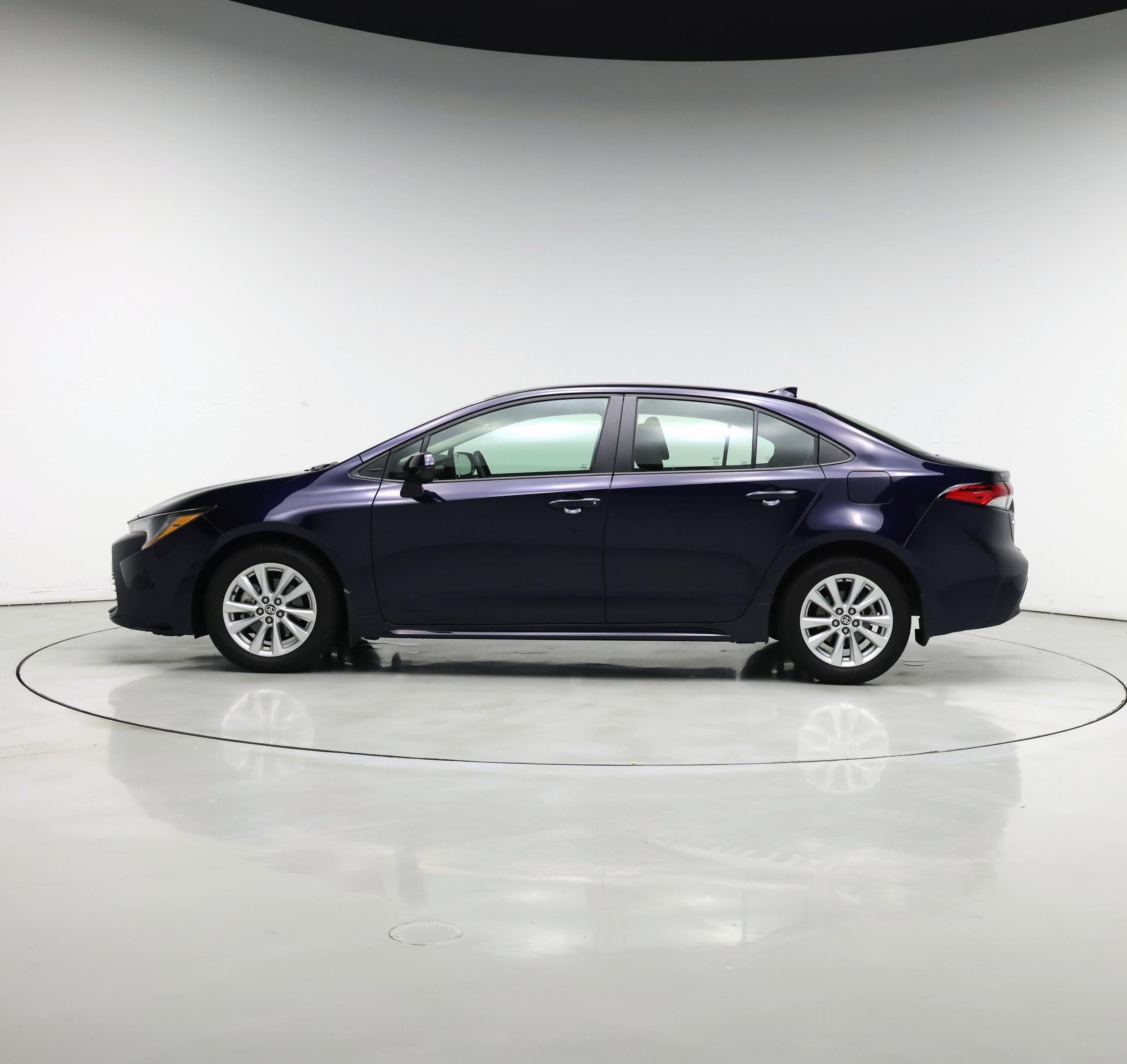 Thumbnail: 2024 Toyota Corolla - 3