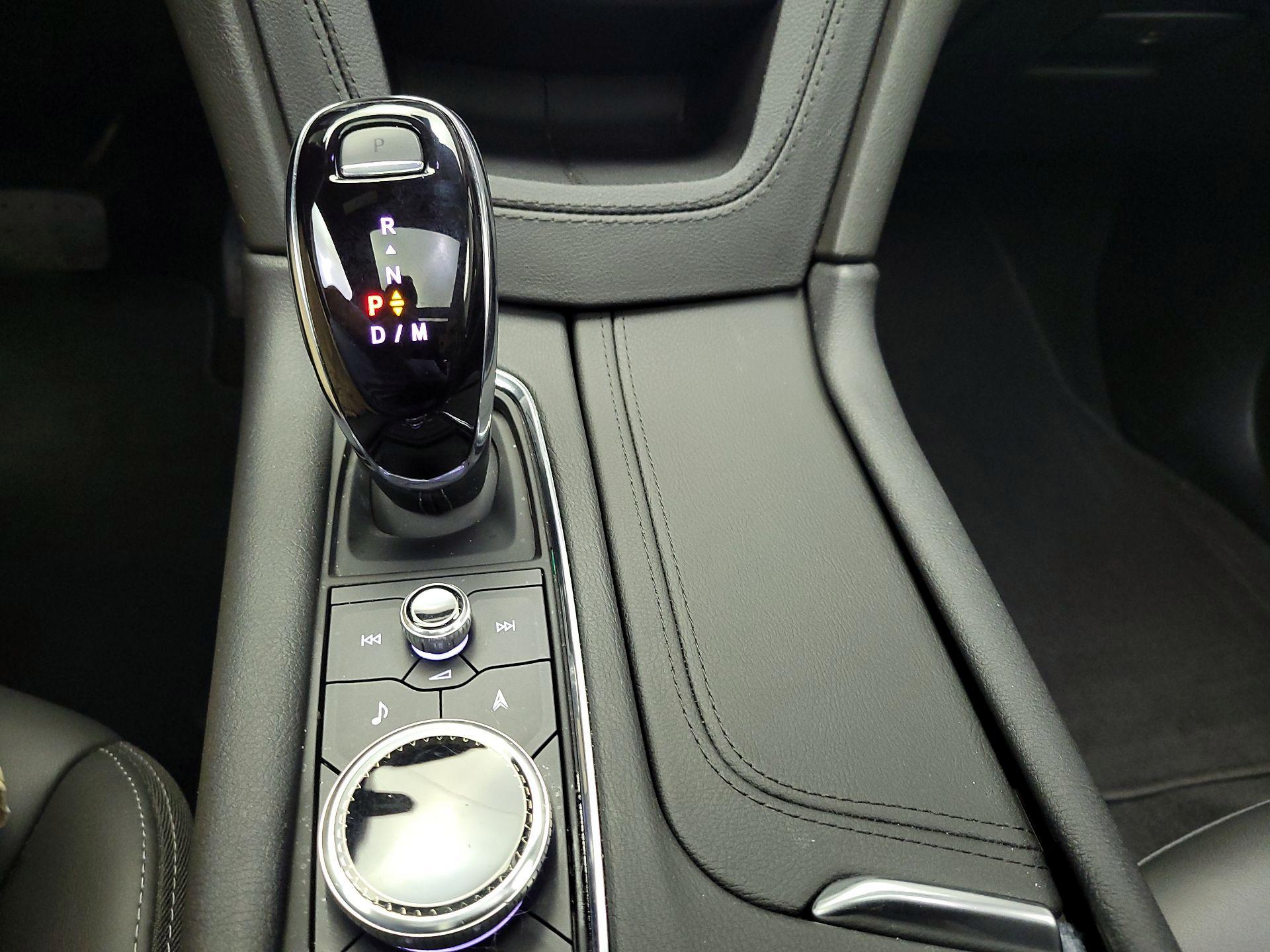 Thumbnail: 2023 Cadillac XT5 - 18