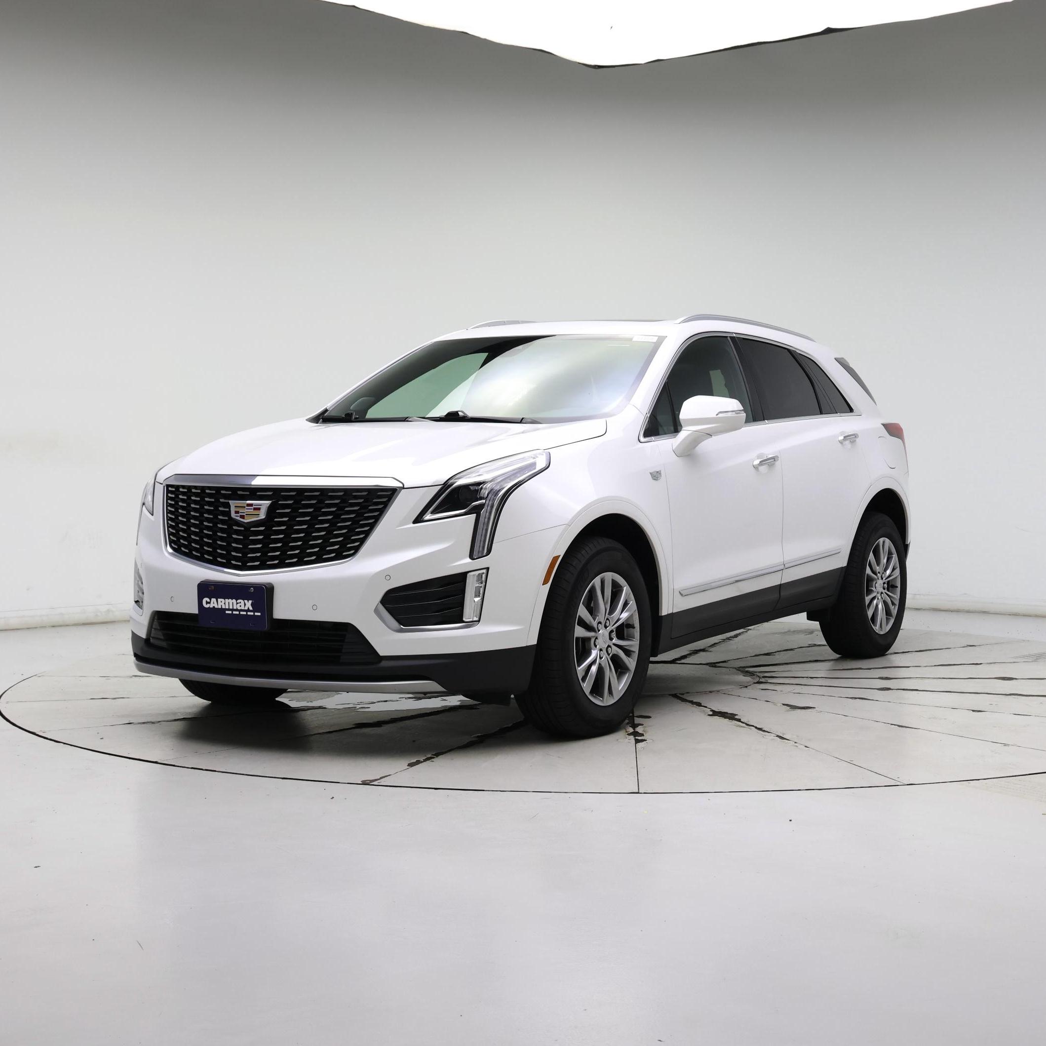 Thumbnail: 2023 Cadillac XT5 - 4