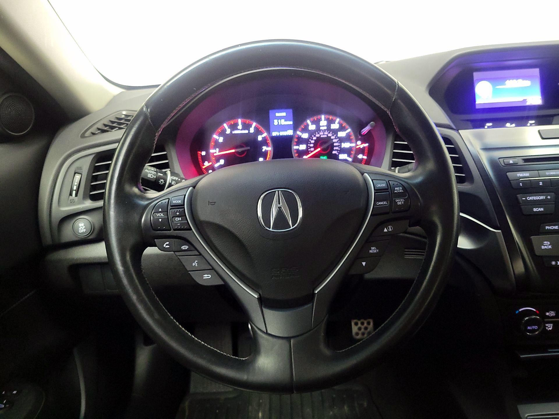 Thumbnail: 2014 Acura ILX - 10