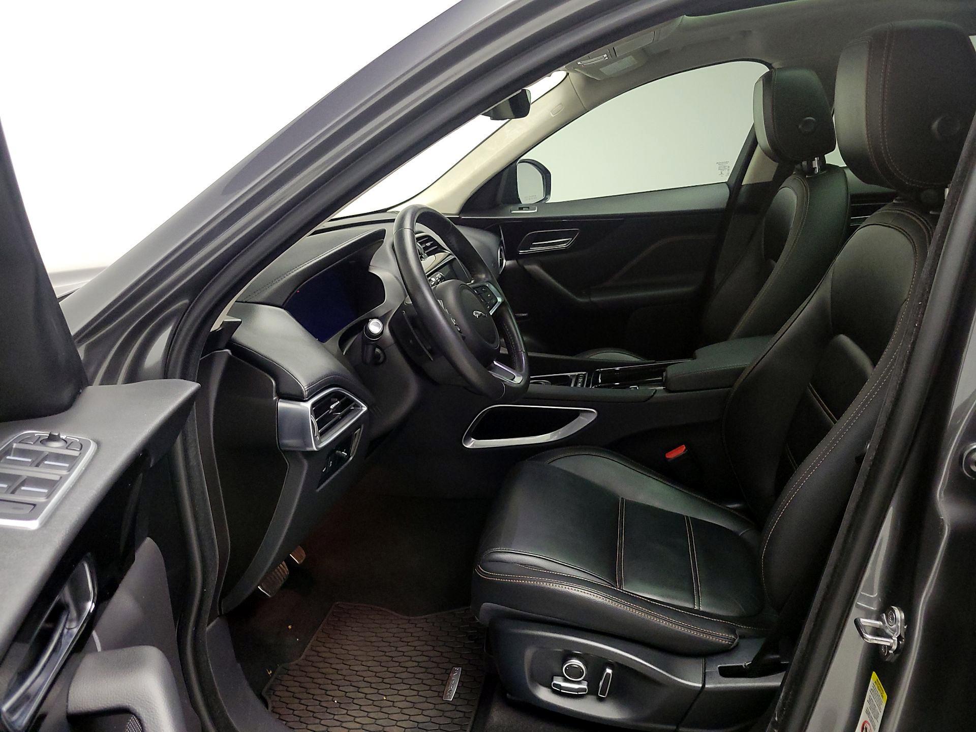 Thumbnail: 2019 Jaguar F-Pace - 11