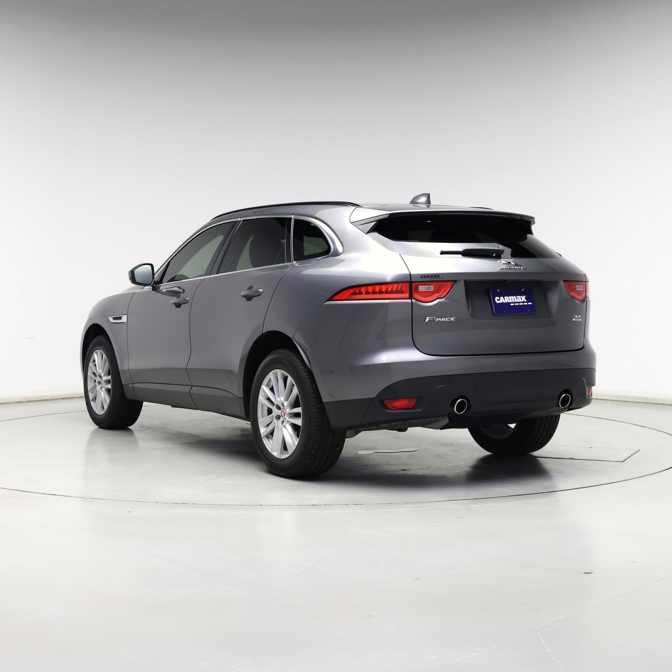 Thumbnail: 2019 Jaguar F-Pace - 2