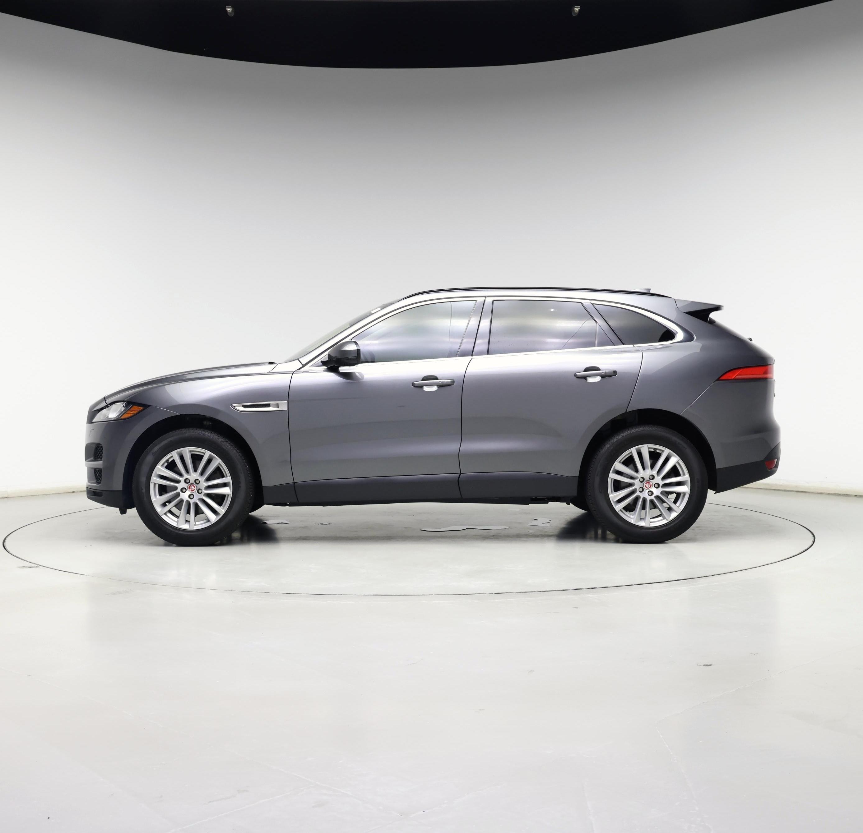 Thumbnail: 2019 Jaguar F-Pace - 3