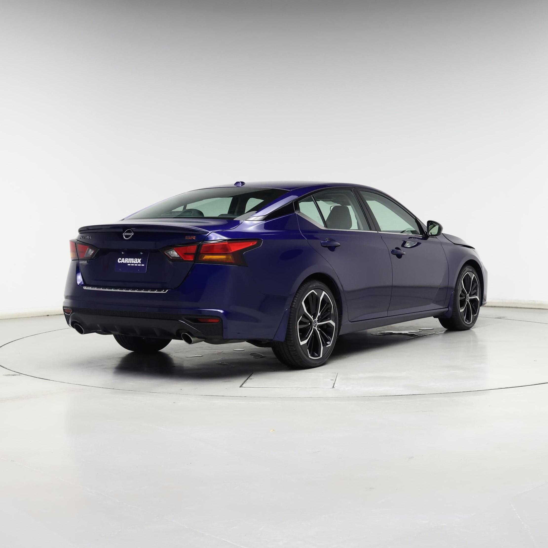 Thumbnail: 2023 Nissan Altima - 8