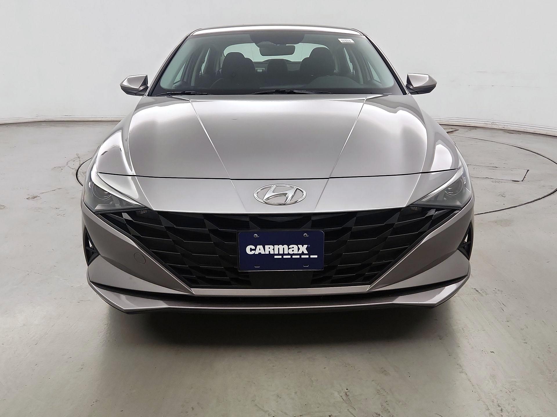 Thumbnail: 2022 Hyundai Elantra - 2