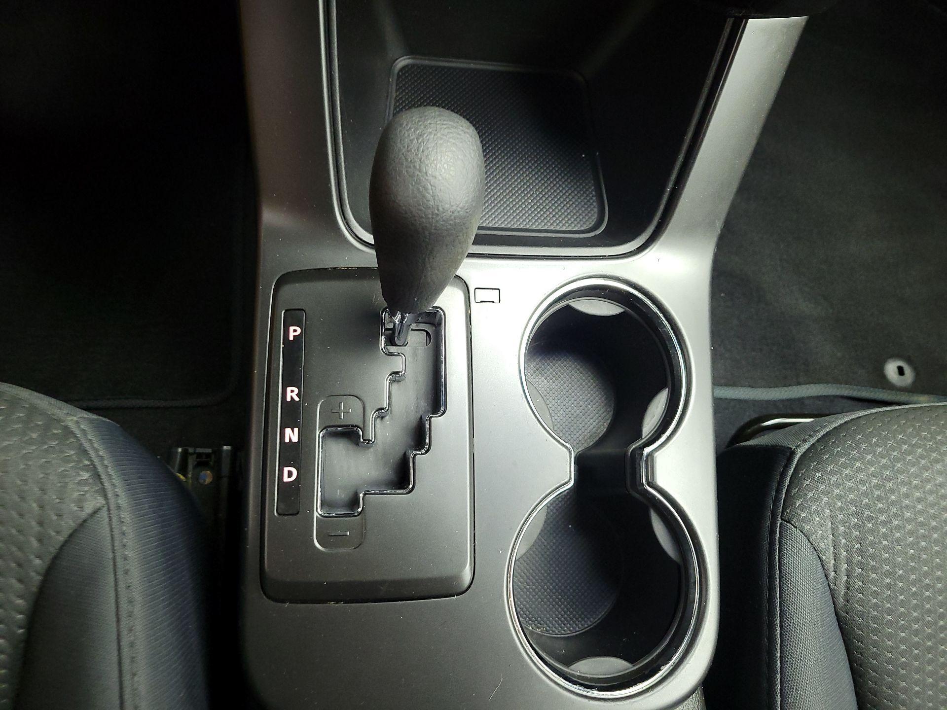 Thumbnail: 2013 Kia Sorento - 16