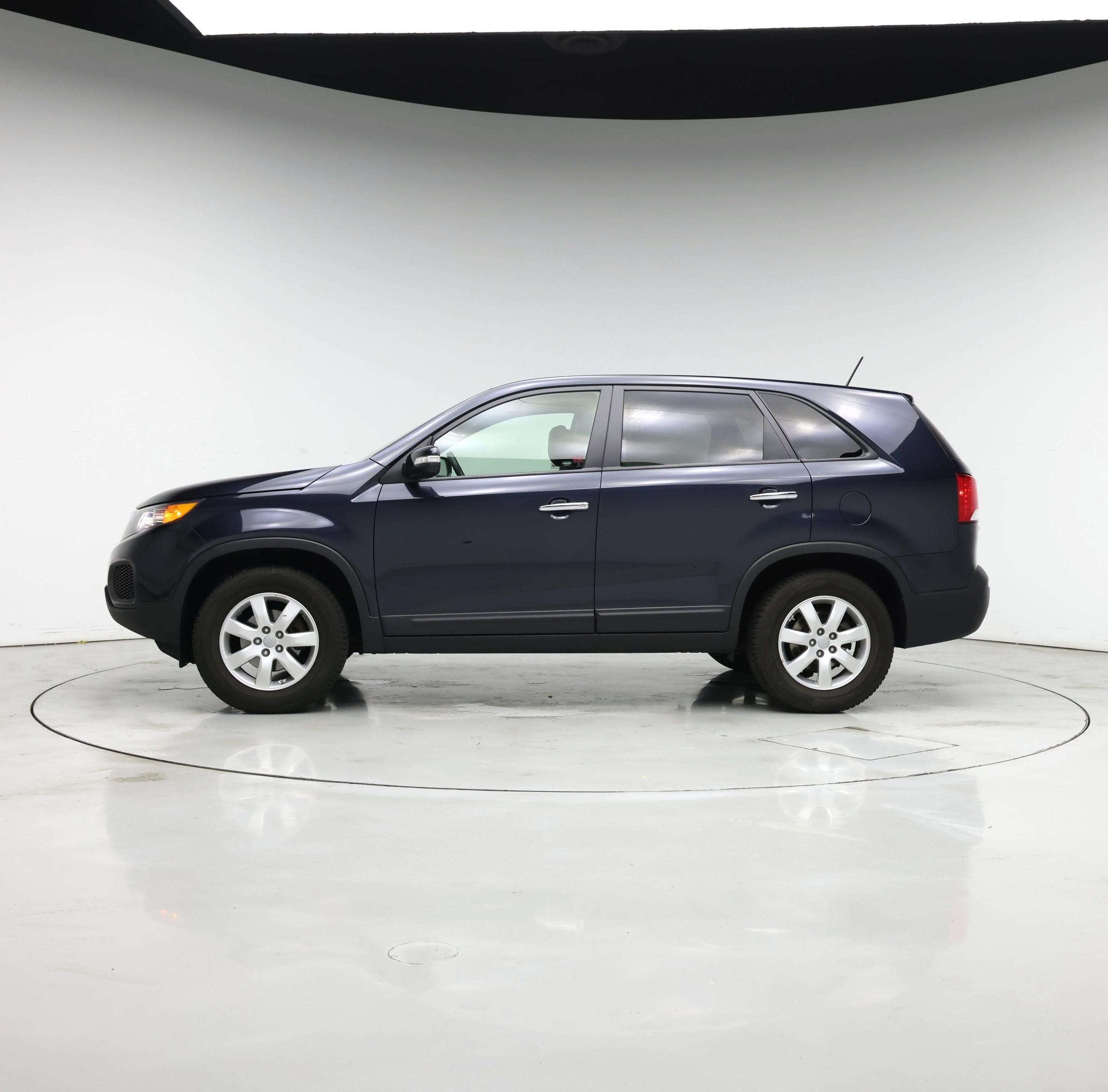Thumbnail: 2013 Kia Sorento - 3