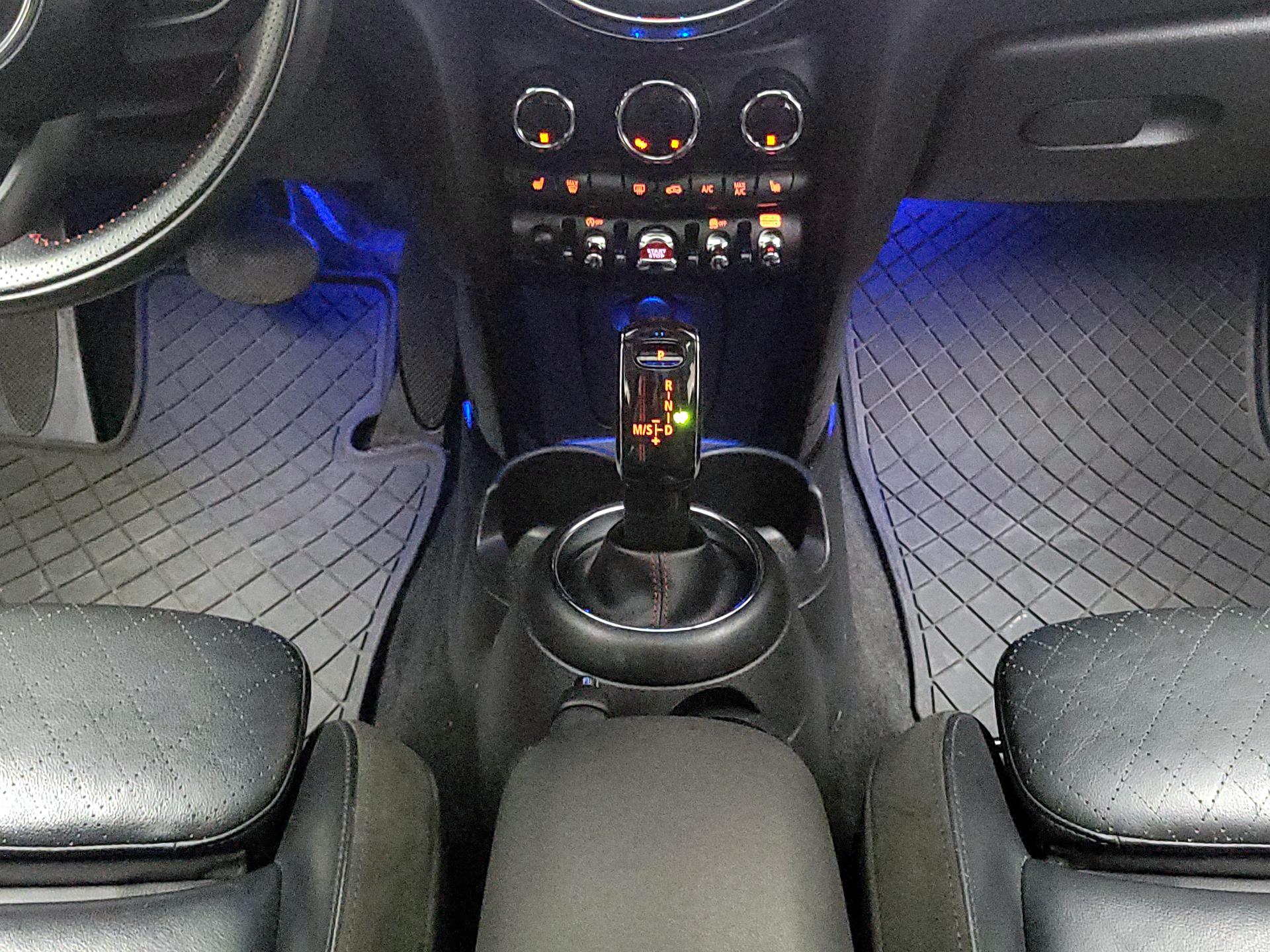 Thumbnail: 2021 MINI Cooper Hardtop - 18
