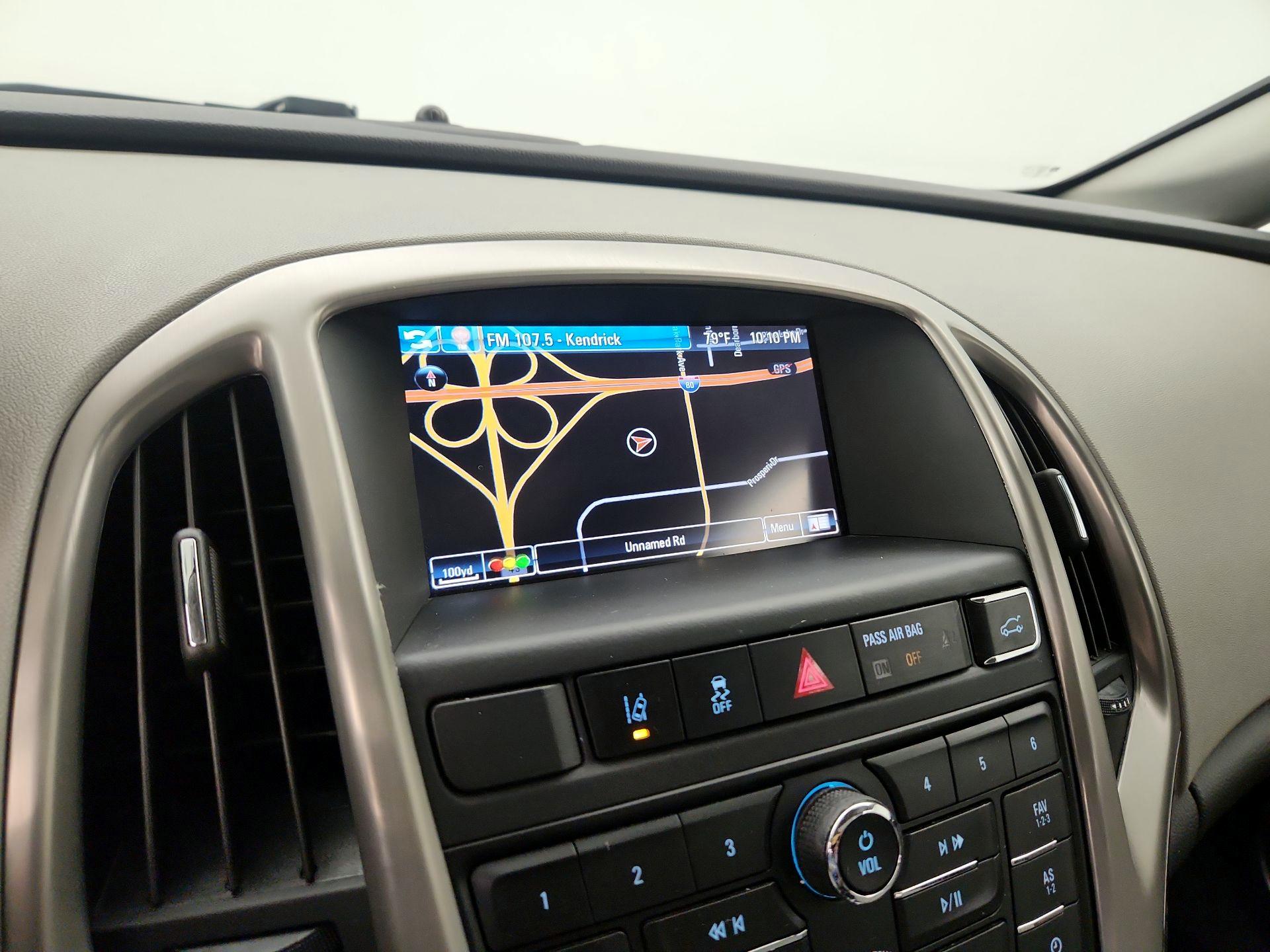 Thumbnail: 2015 Buick Verano - 14