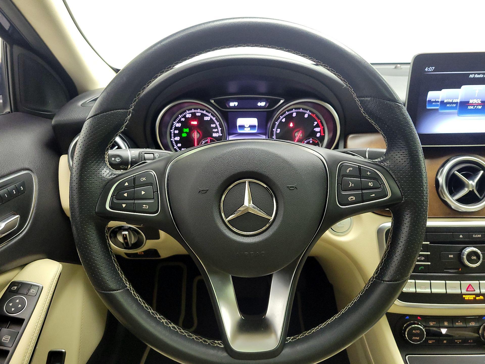 Thumbnail: 2019 Mercedes-Benz GLA - 10