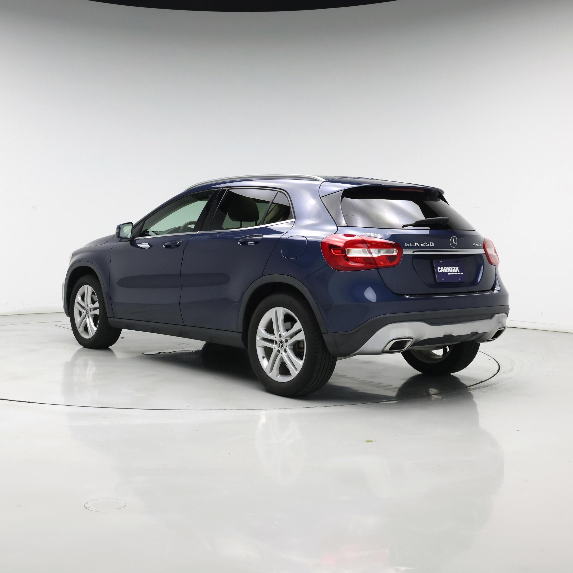 Thumbnail: 2019 Mercedes-Benz GLA - 2