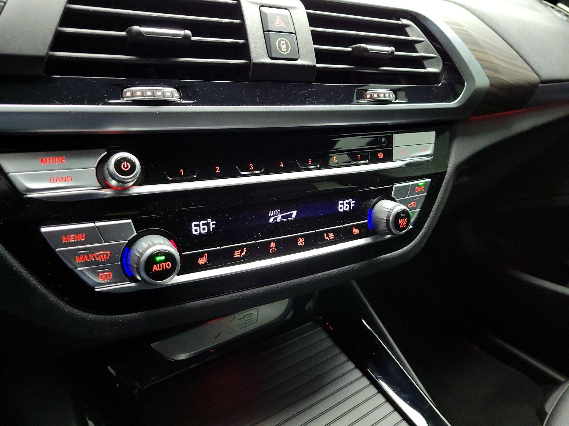 Thumbnail: 2021 BMW X3 - 15