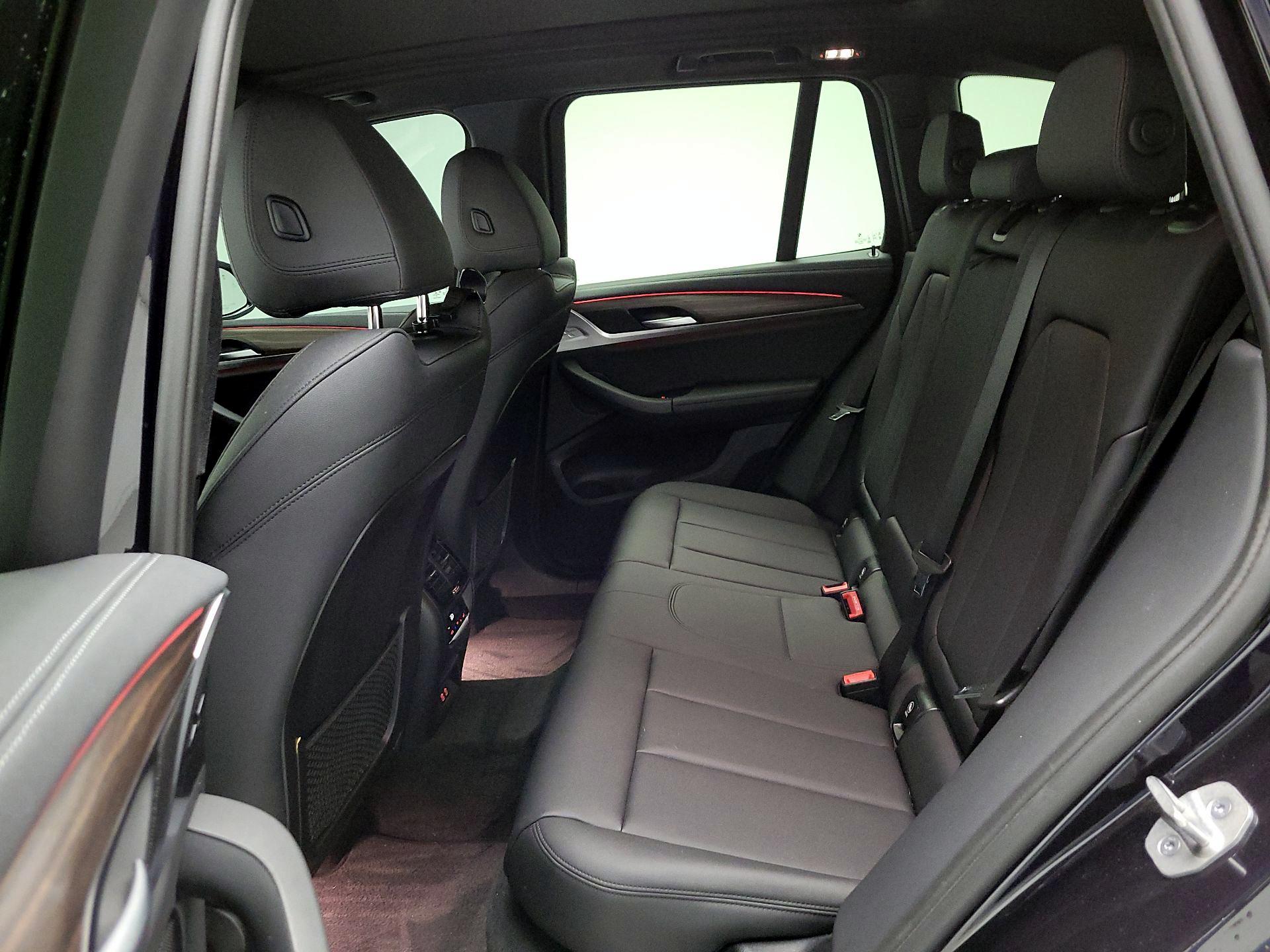Thumbnail: 2021 BMW X3 - 18