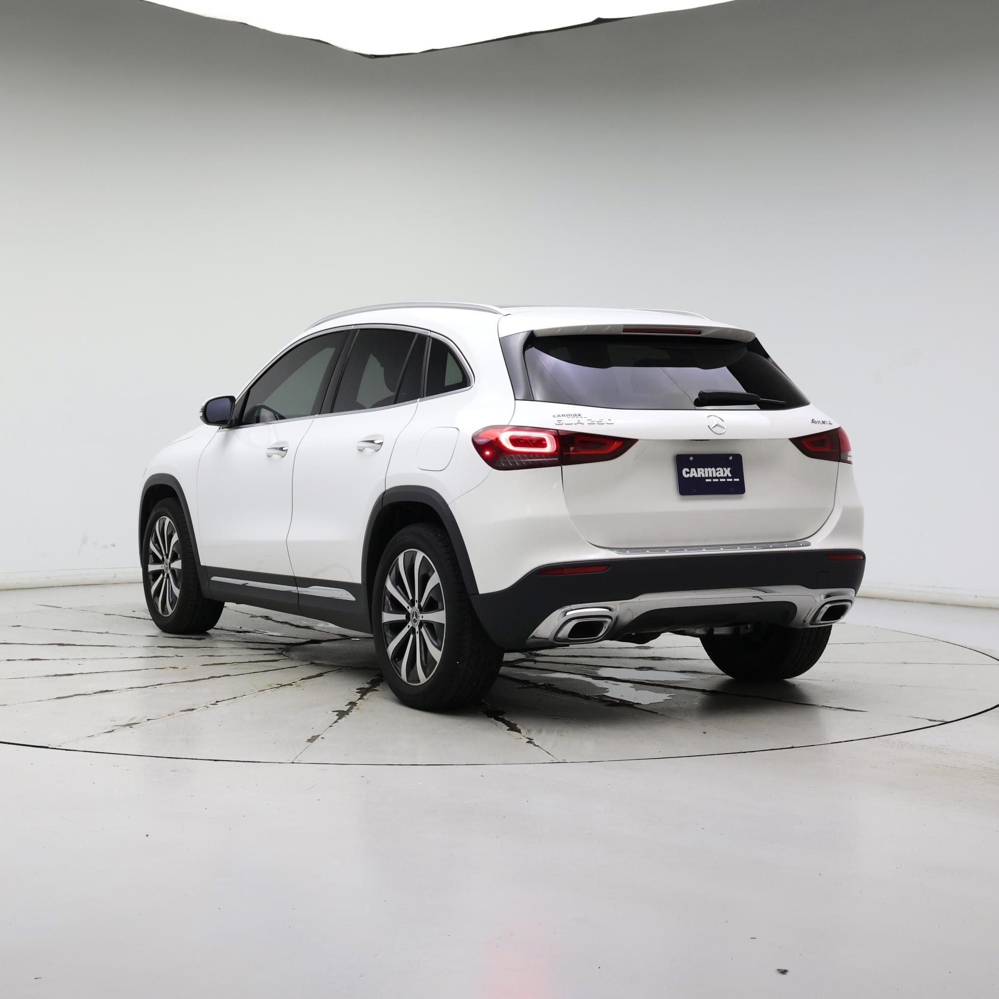 Thumbnail: 2021 Mercedes-Benz GLA - 2