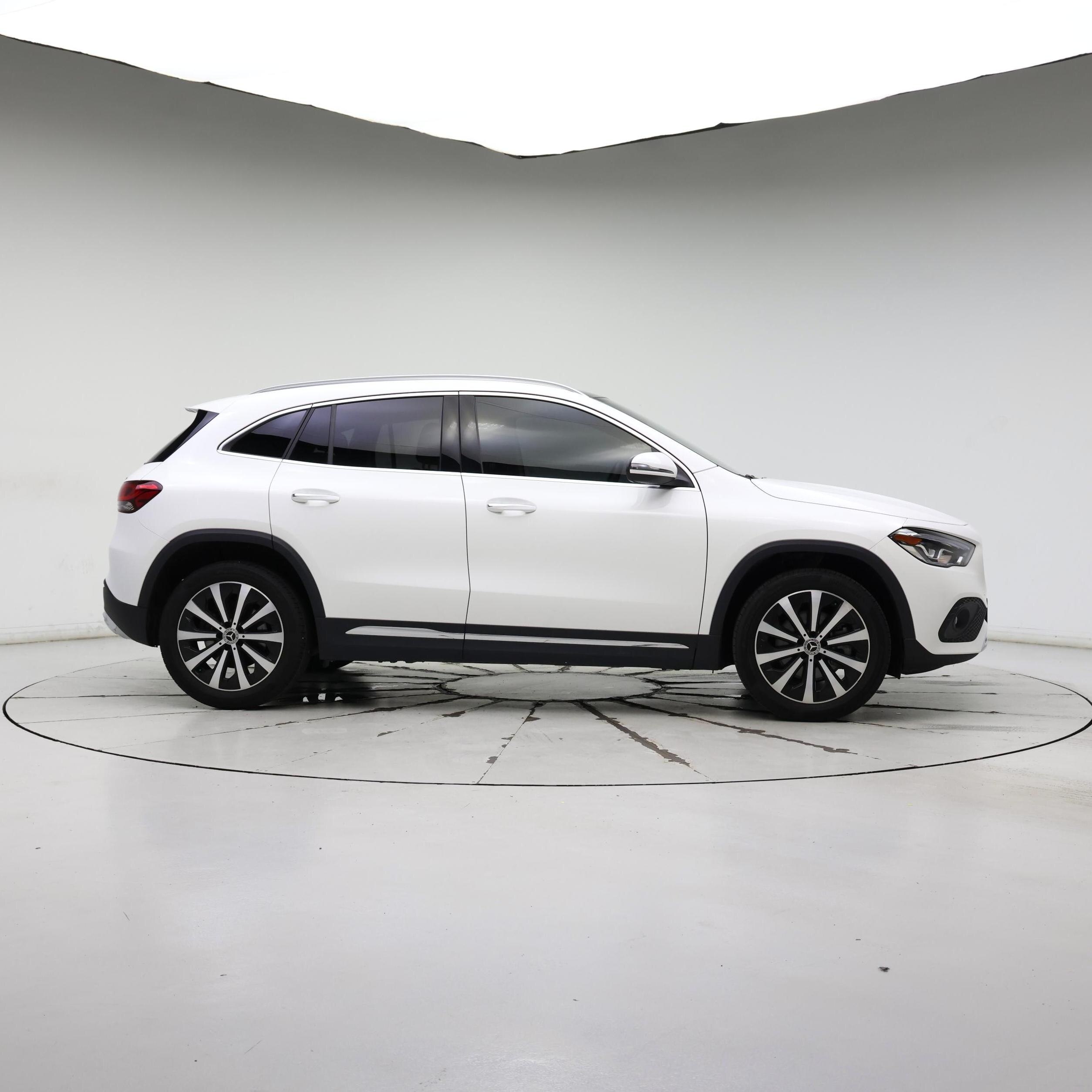 Thumbnail: 2021 Mercedes-Benz GLA - 7