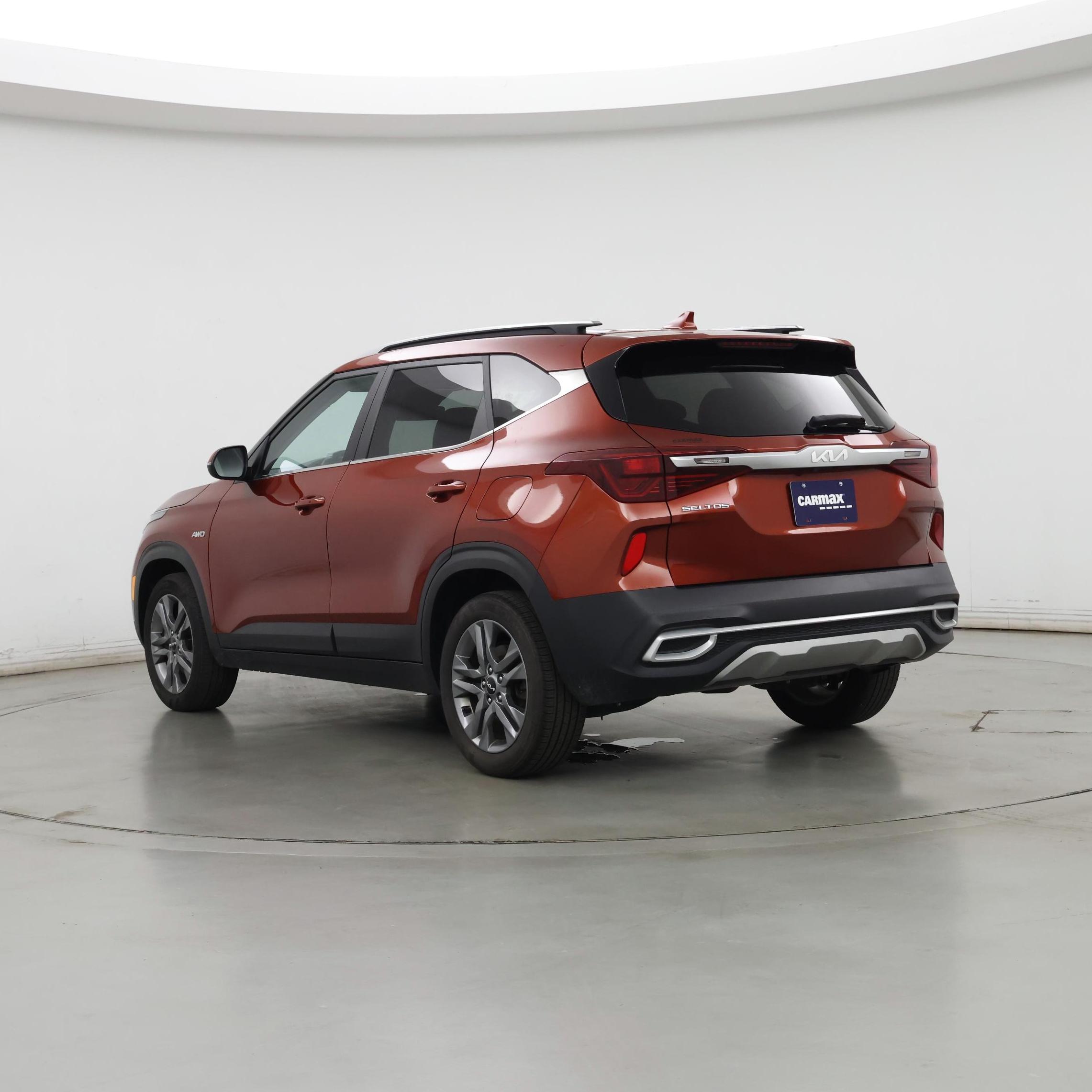 Thumbnail: 2022 Kia Seltos - 2
